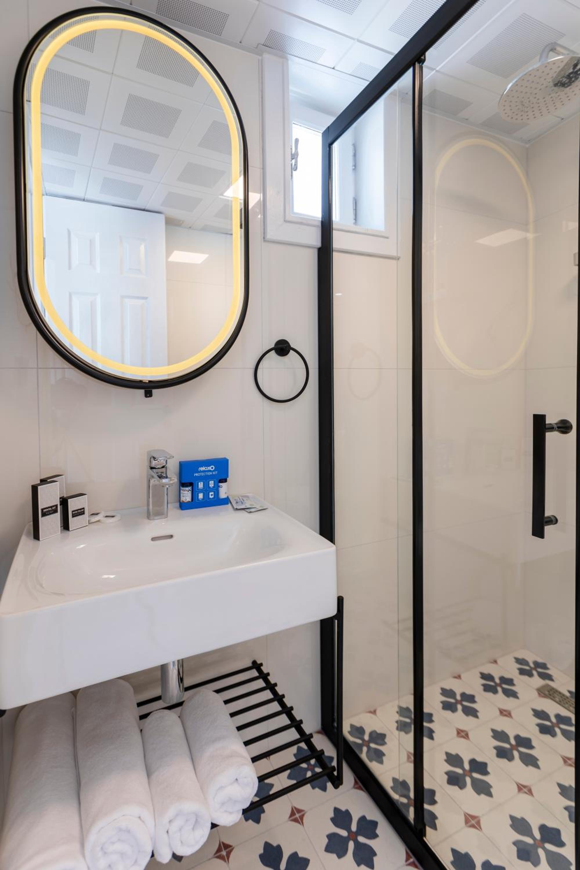 KIANA KALEİÇİ - Image 33