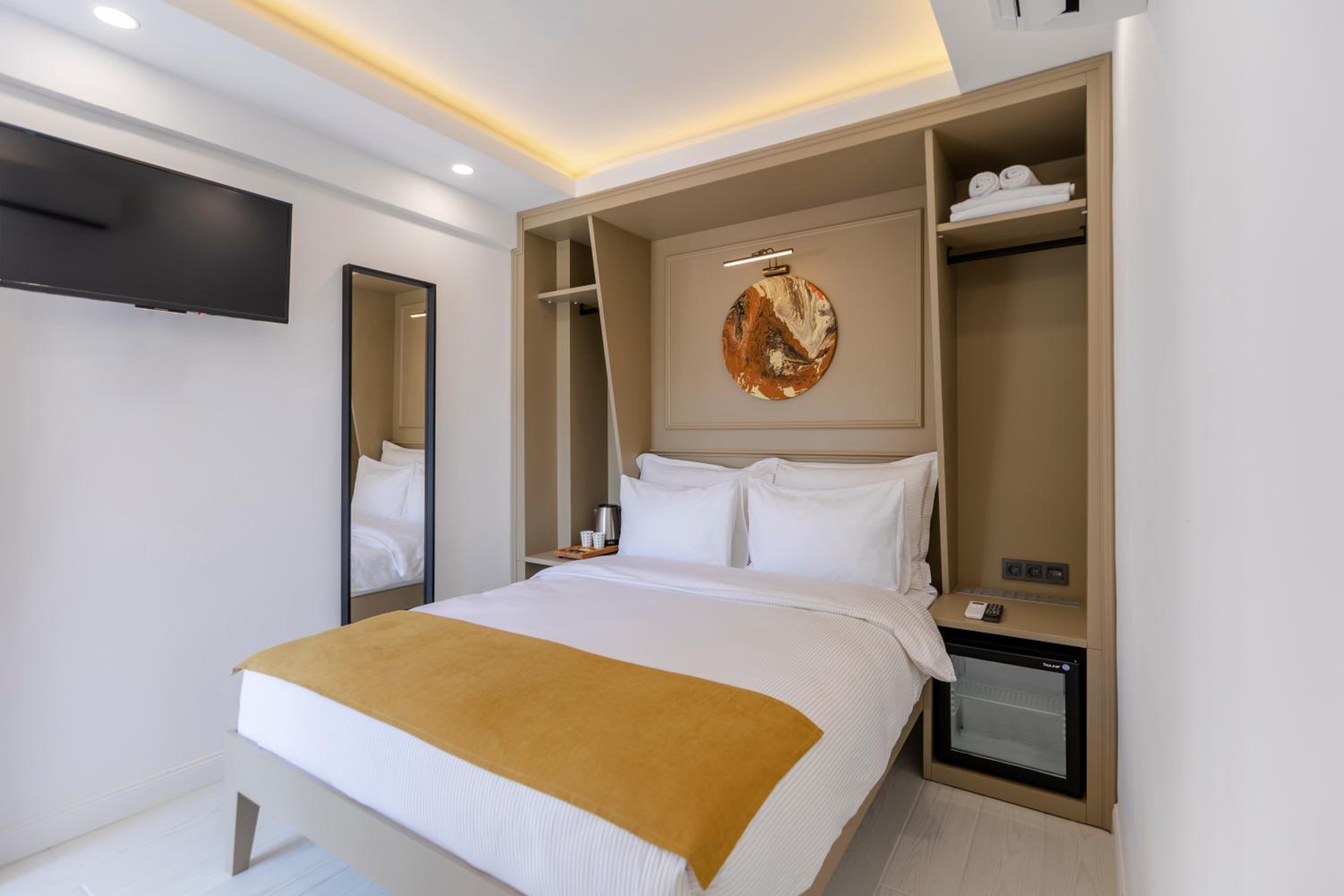 KIANA KALEİÇİ - Image 16