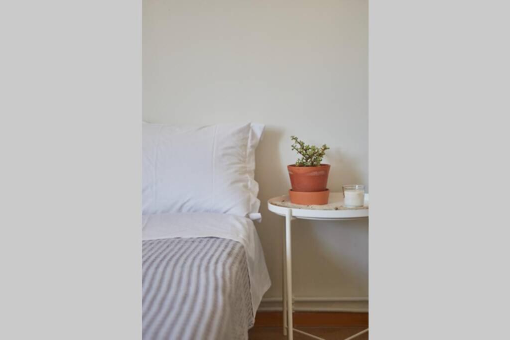 Bright Lovely Central Studio in Thessaloniki view 3