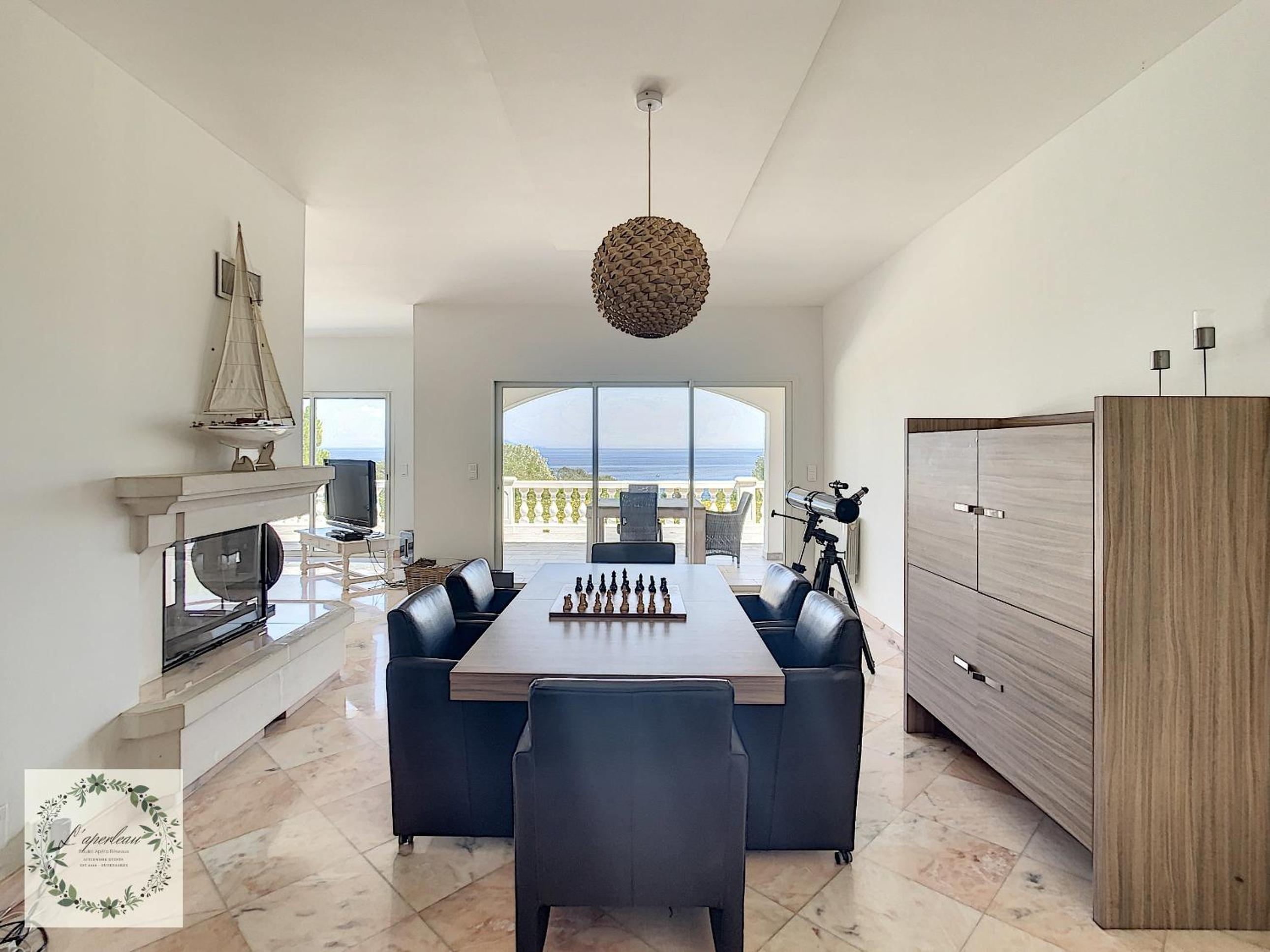Seaview villa Marlau en Macinaggio — outdoor BBQ area