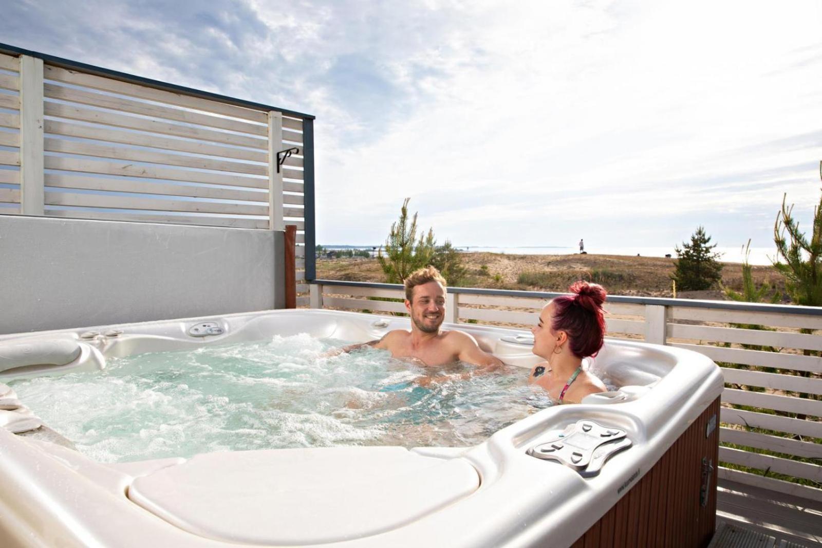 Jacuzzi