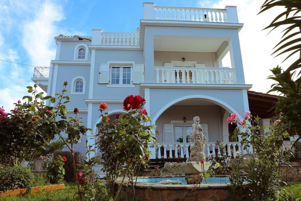Theros Villa photo 2