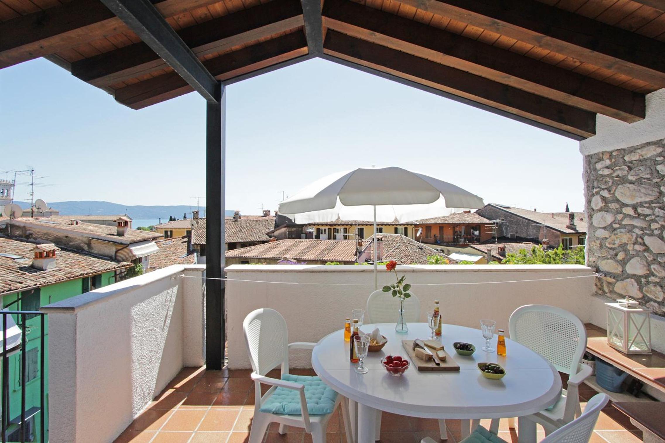 Casa Marsilva - holiday apartment with roof terrace, near the lake view 4