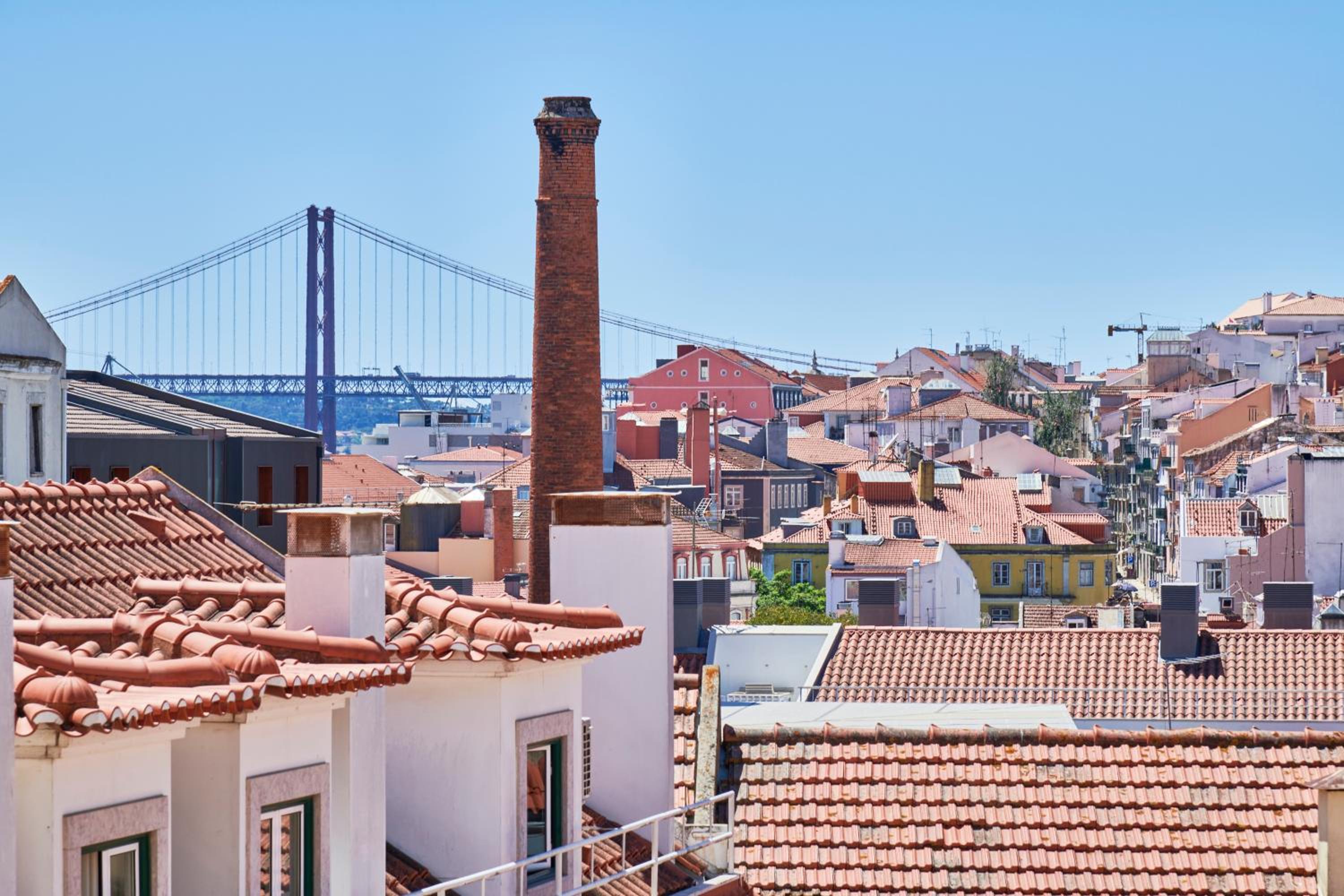 Light Filled Apartment near Chiado, By TimeCooler view 4