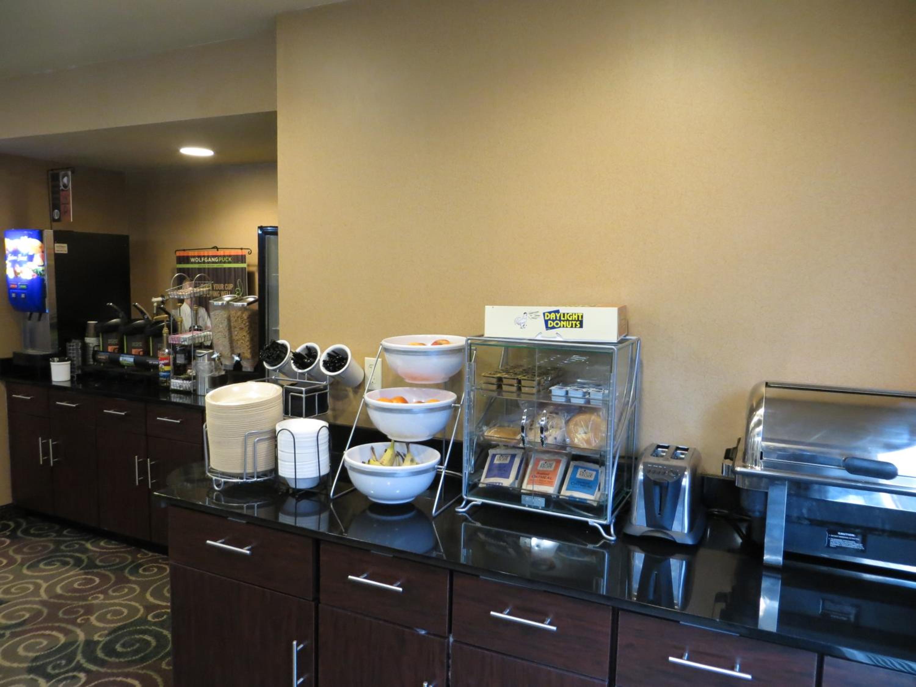 Cobblestone Inn & Suites - Harper