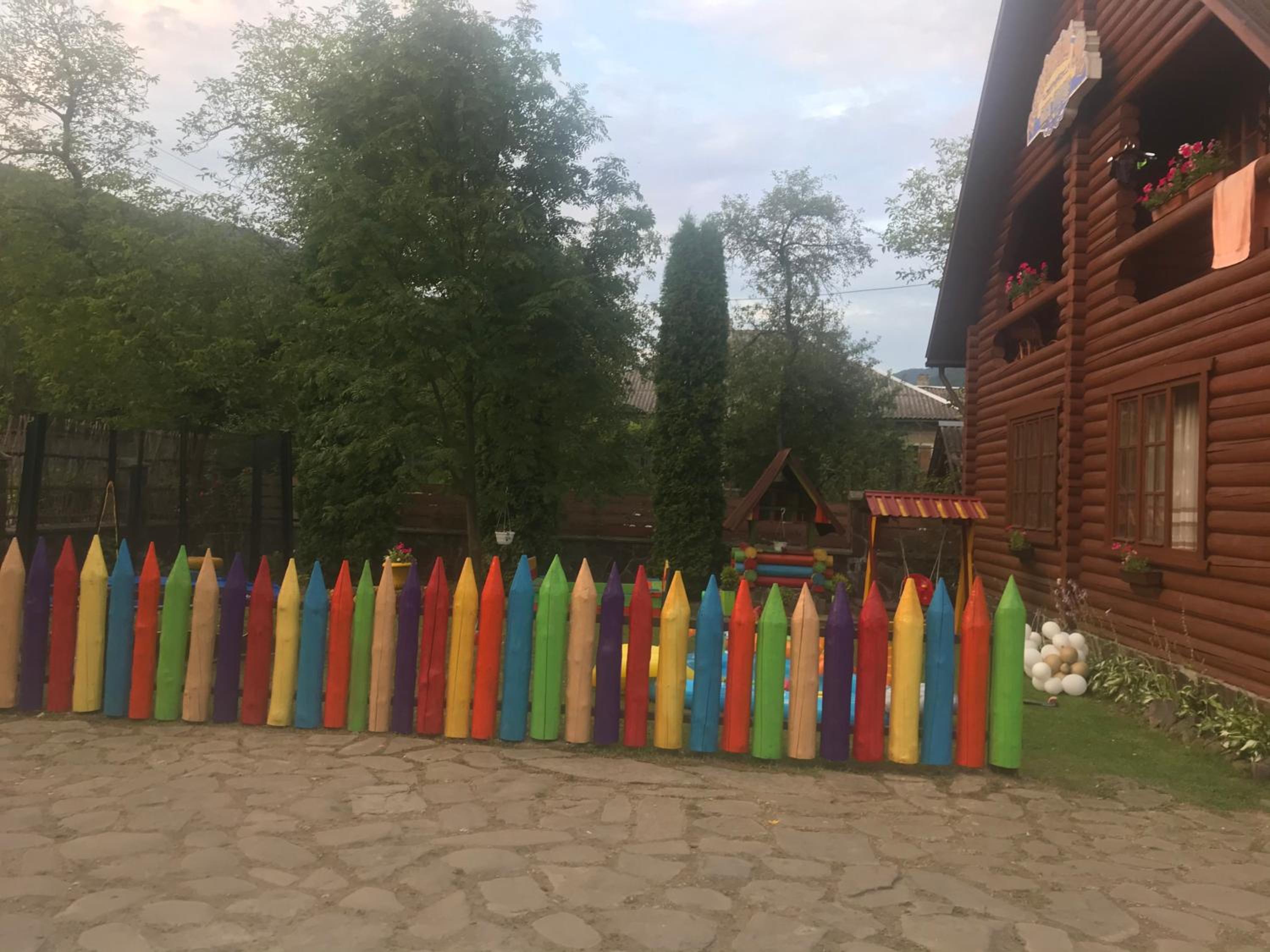 Verkhovinsky Dvor