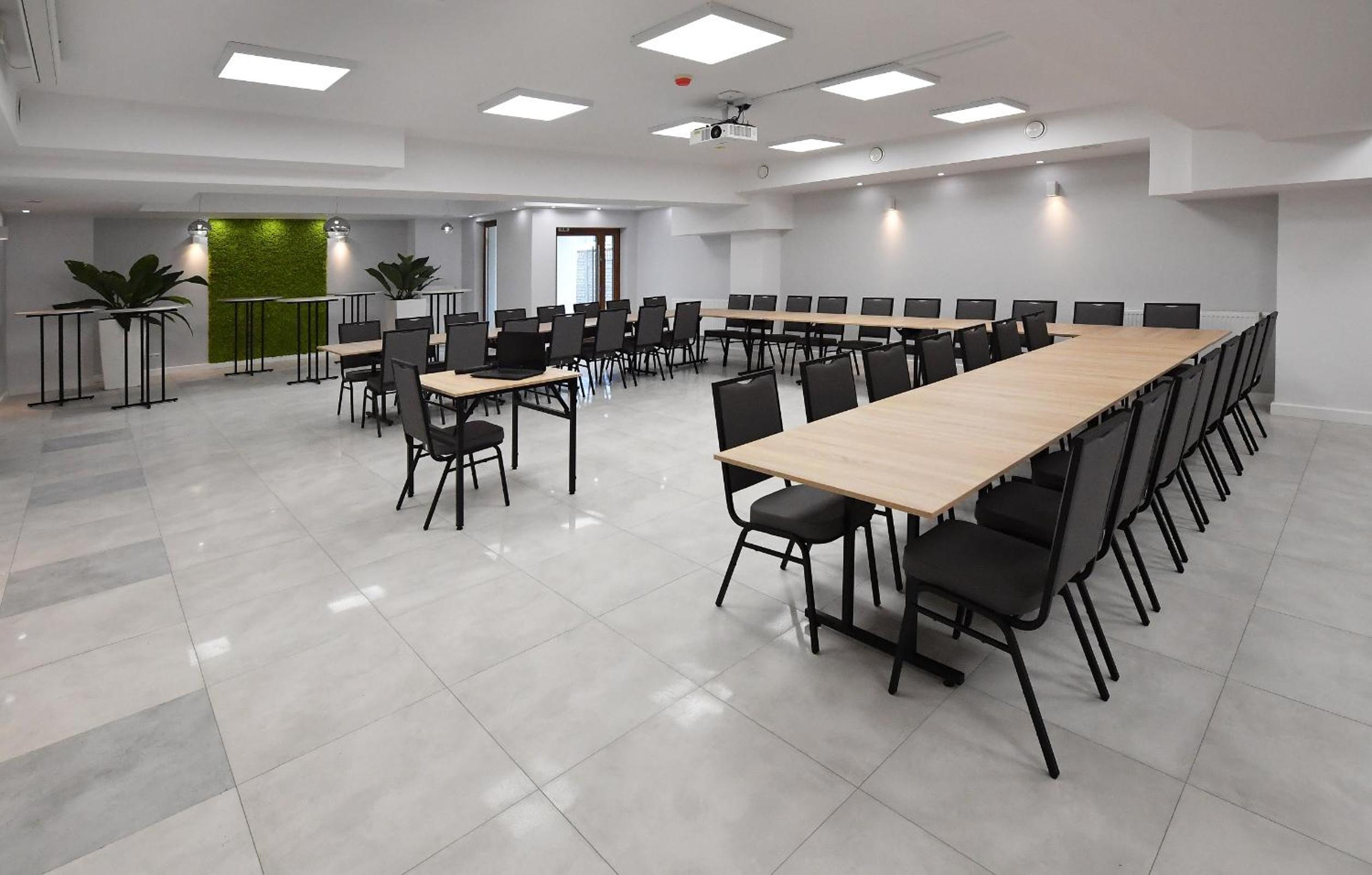 meeting & event spaces