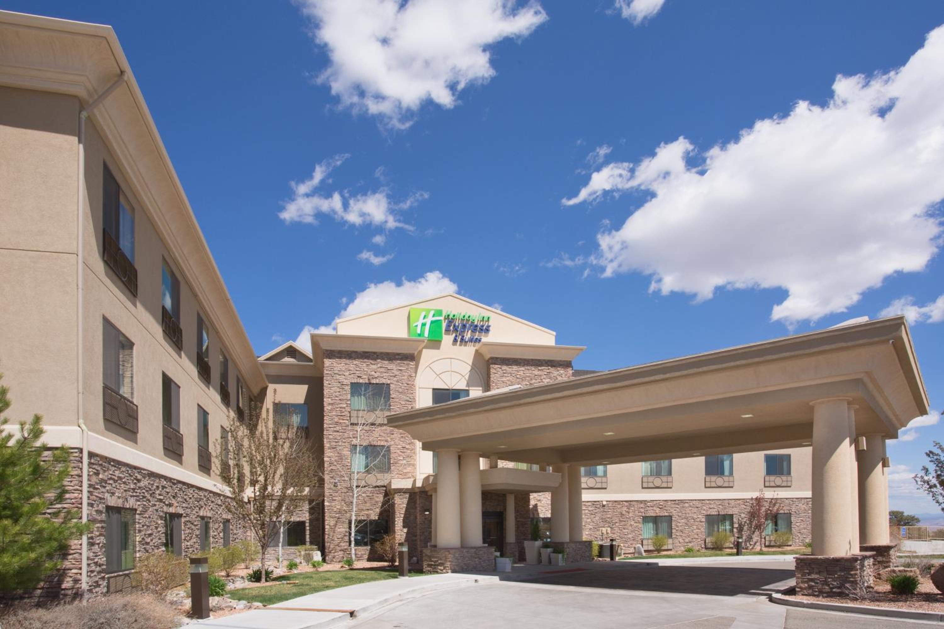 Hotel Holiday Inn Express & Suites Los Alamos Entrada Park By Ihg