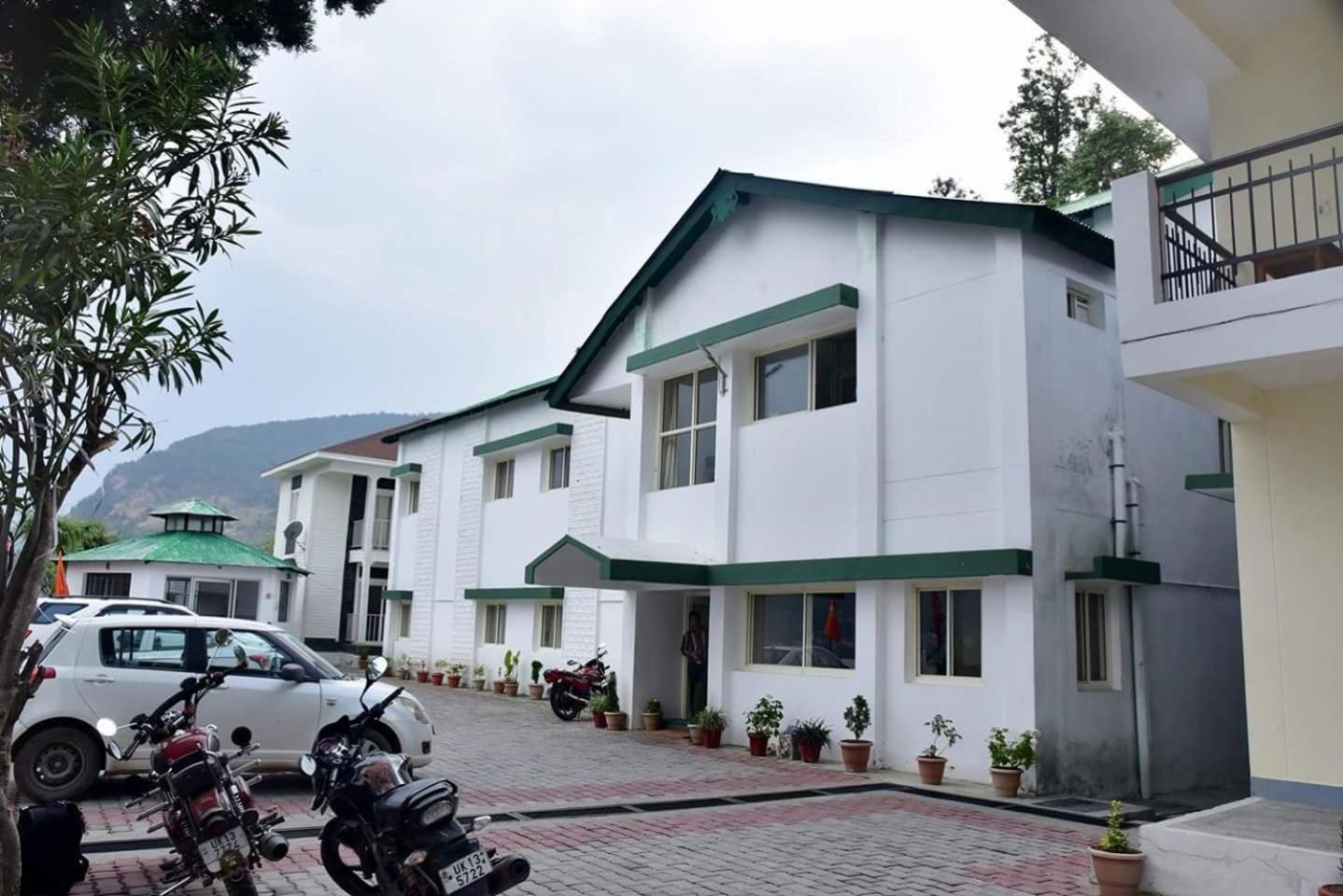 GMVN Guptkashi view 4