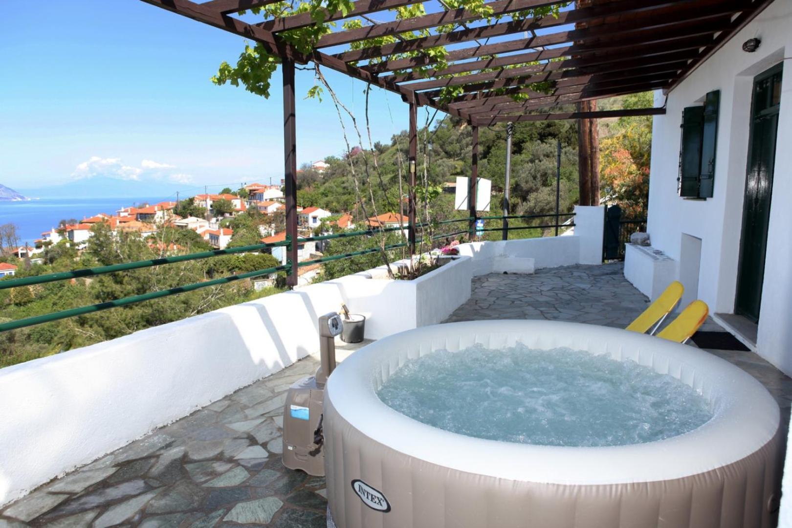 Hotel Sunset House - Image 1