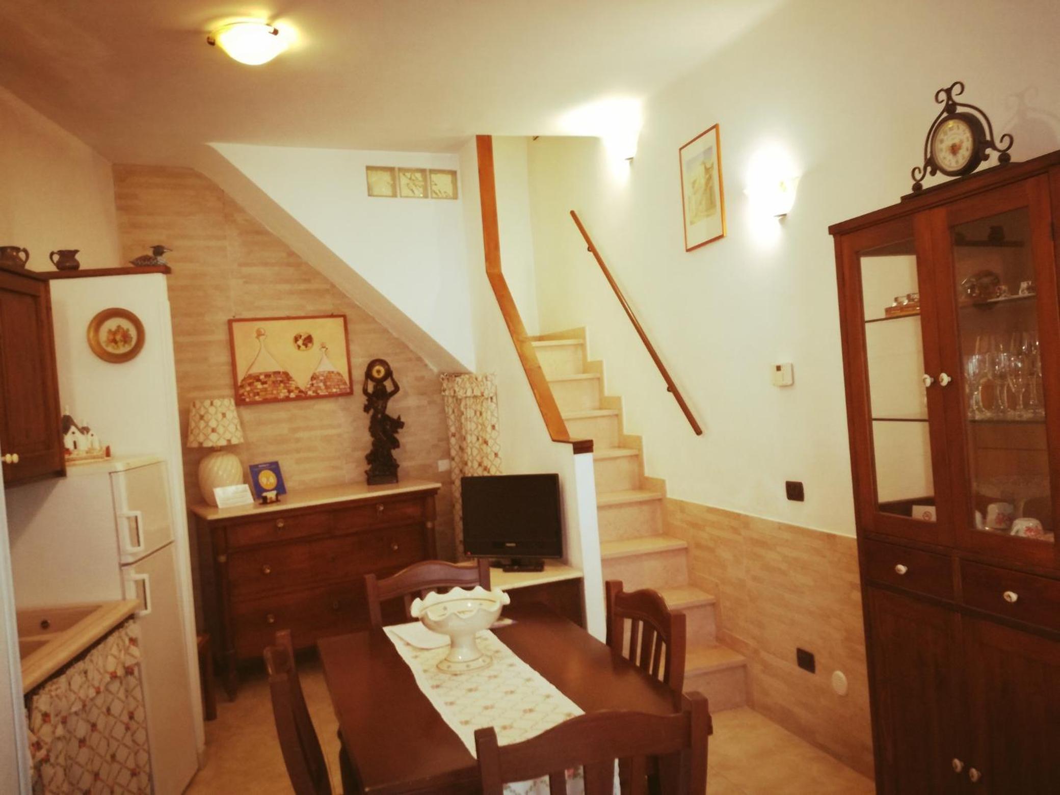 Miratrulli Apartment & Trullo dell'Aia