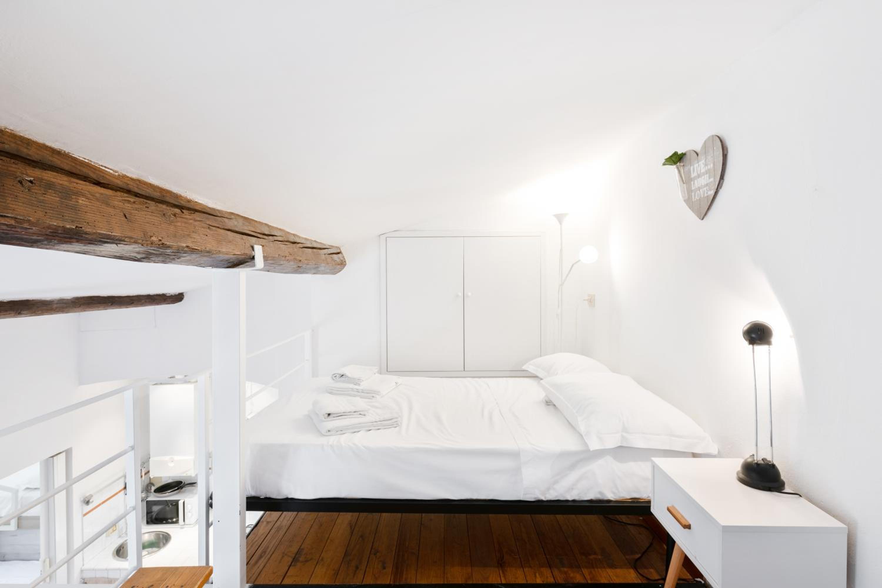 GuestHost - Palazzo Medici Apartments