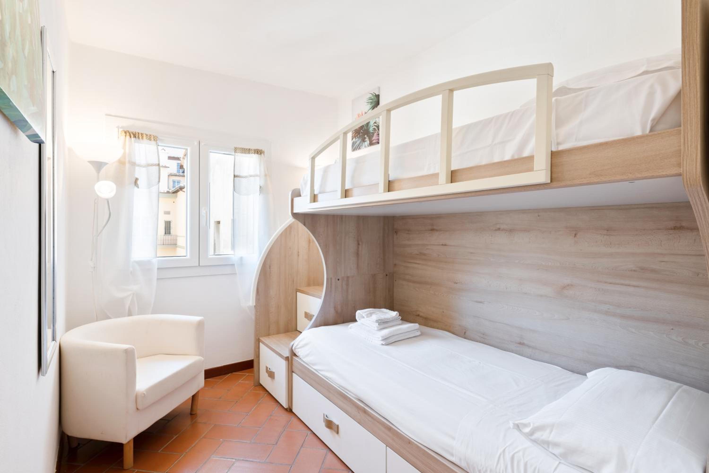 GuestHost - Palazzo Medici Apartments