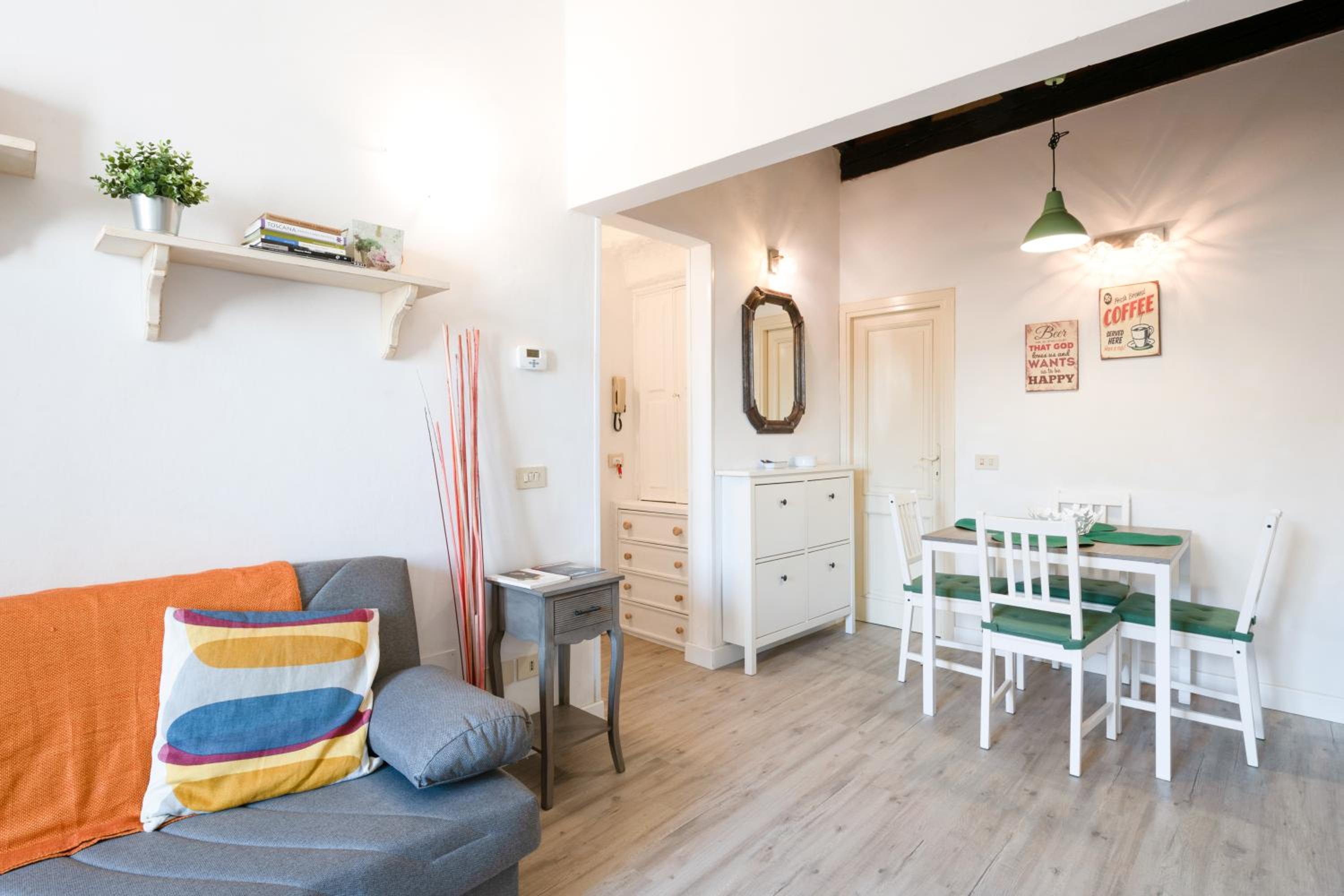 GuestHost - Palazzo Medici Apartments