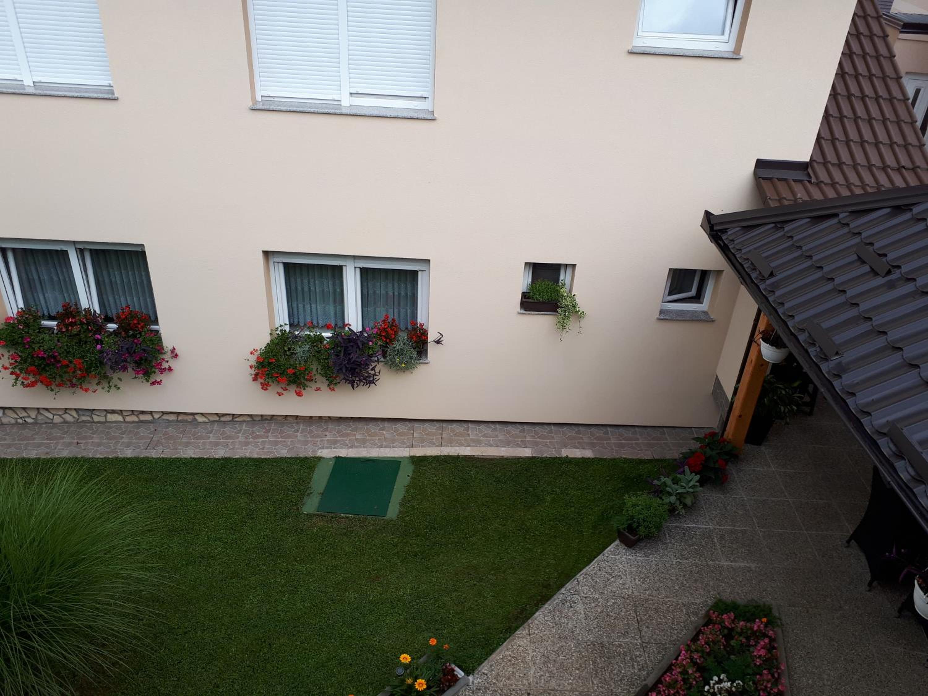 IRIS Room & Apartment view 2