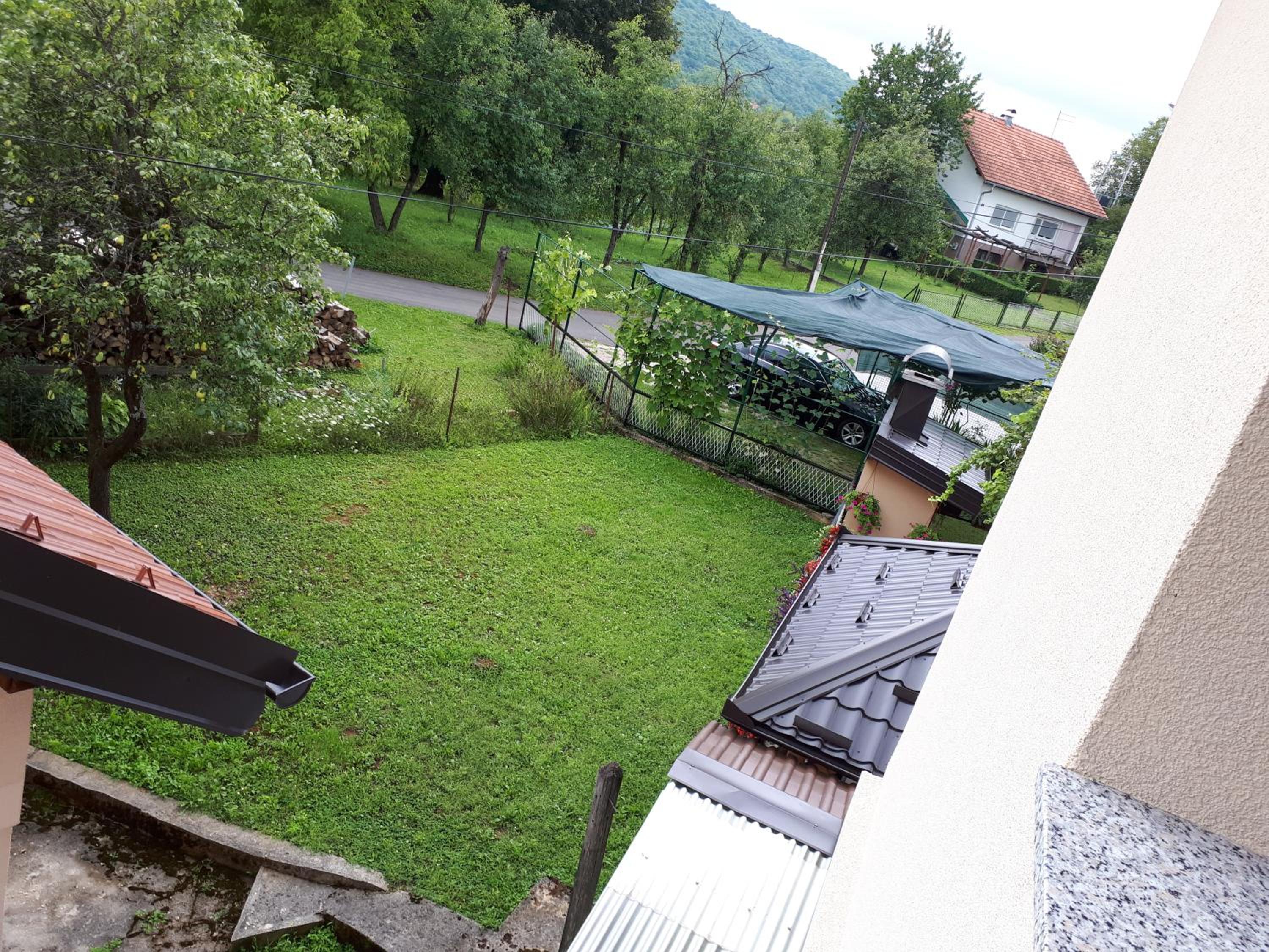 IRIS Room & Apartment view 3