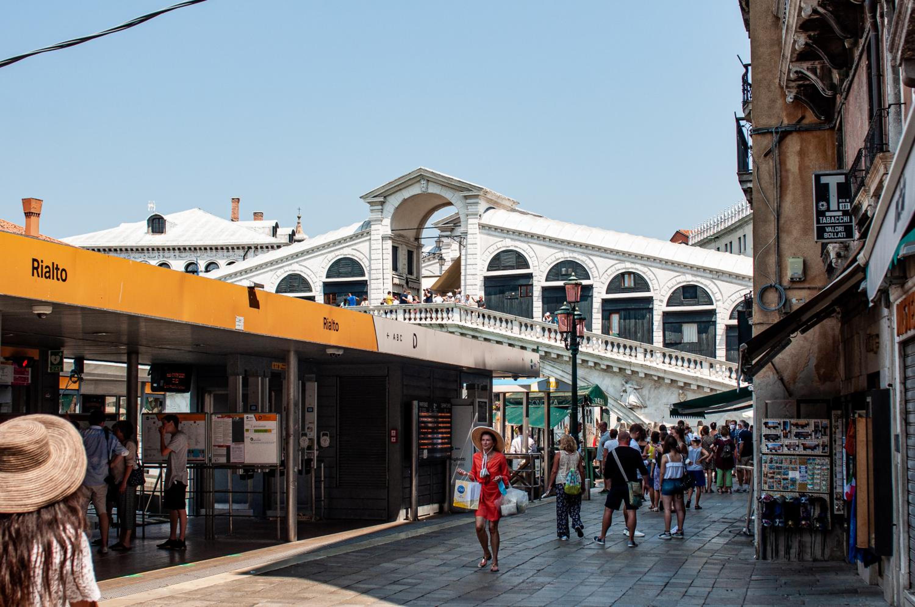 Fondaco di Rialto
