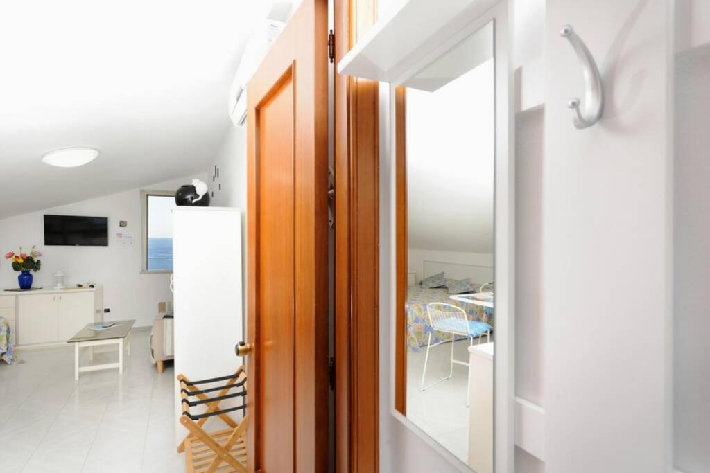 Mamma Rosanna 2 - Studio flat in Amalfi with terrace photo 2