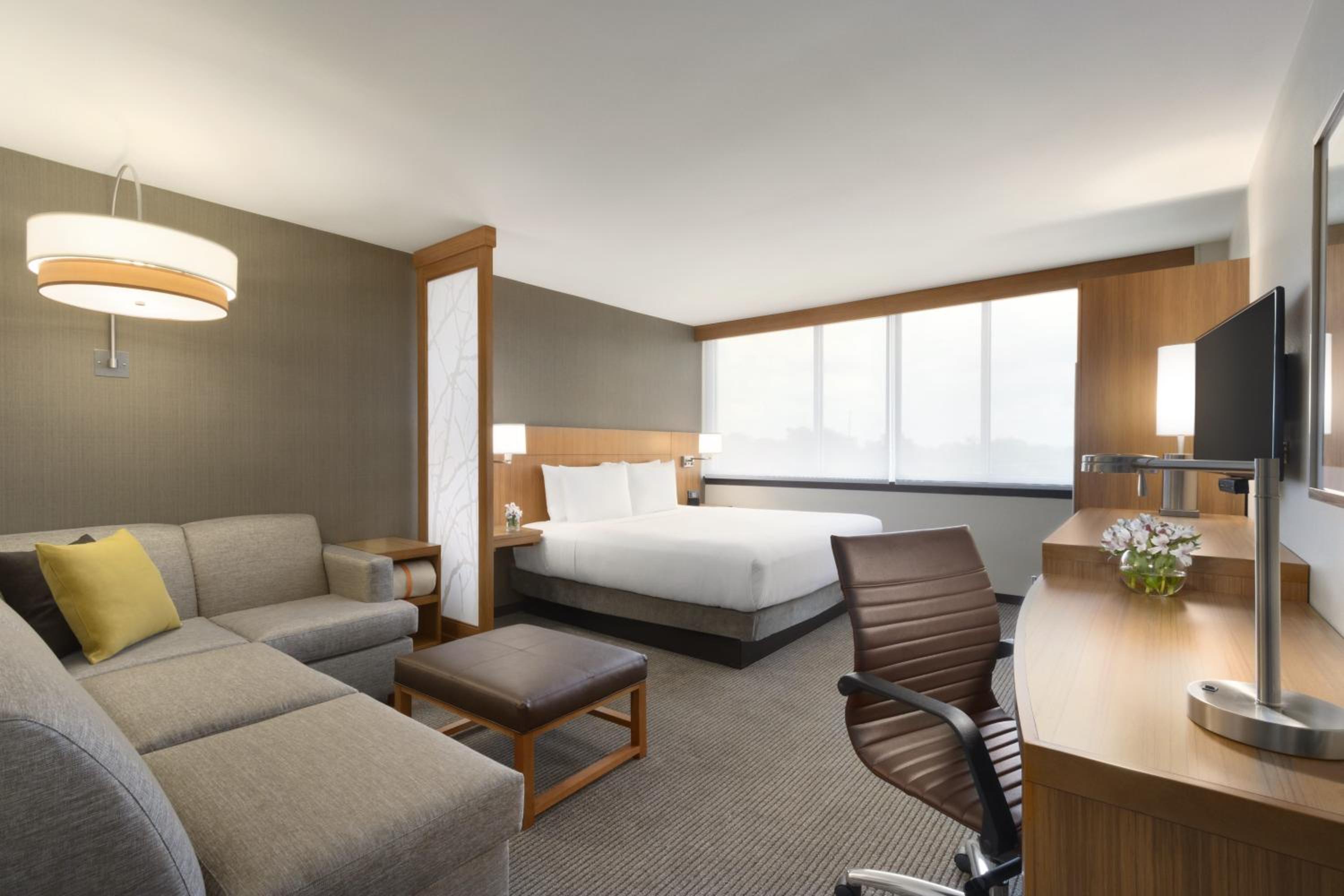 Rosemont Vacations - Hyatt Place Chicago O'Hare Airport - Property Image 24