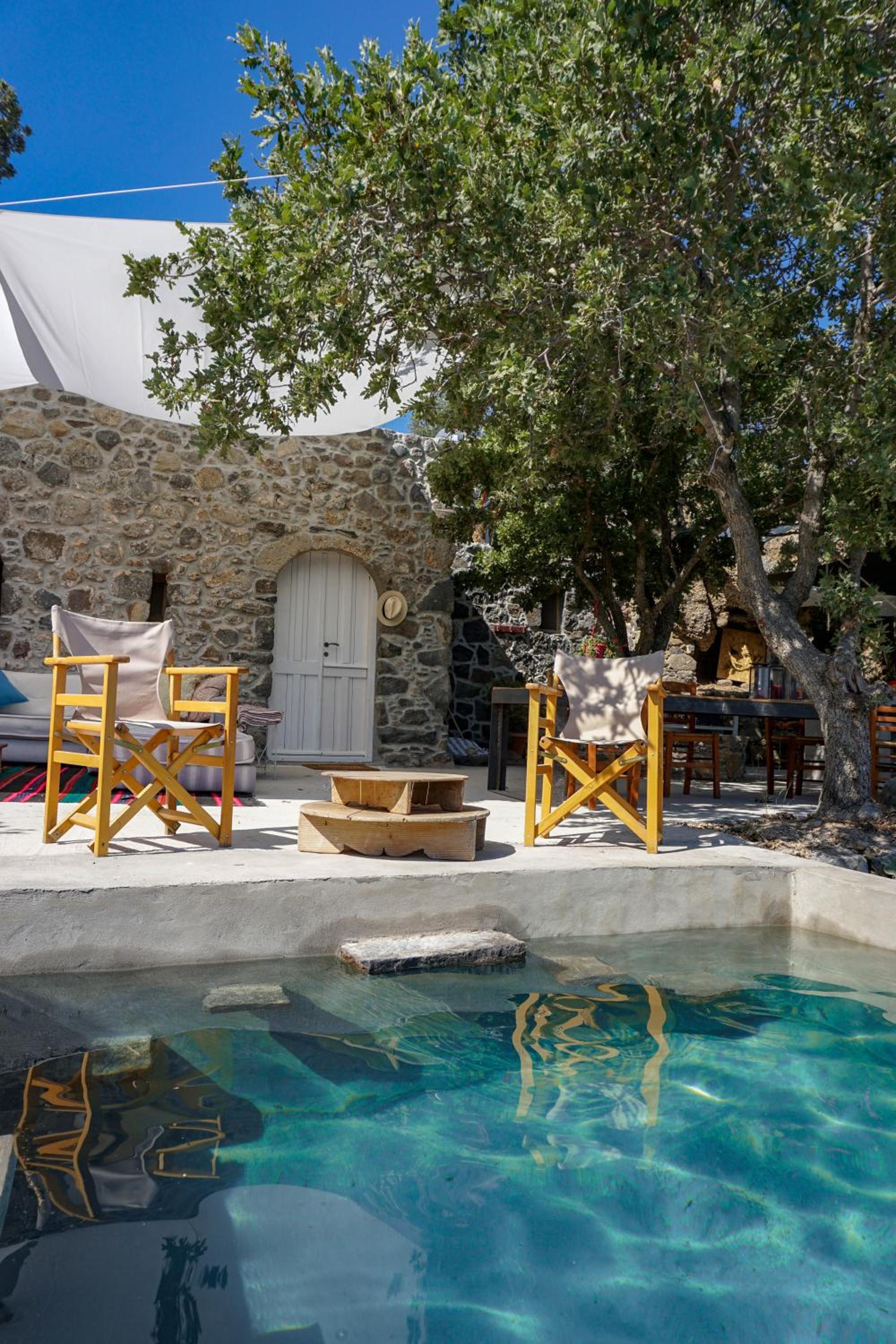 My Old Stone House in a 2 000 sqm private garden with Fab Glamping Tent view 4