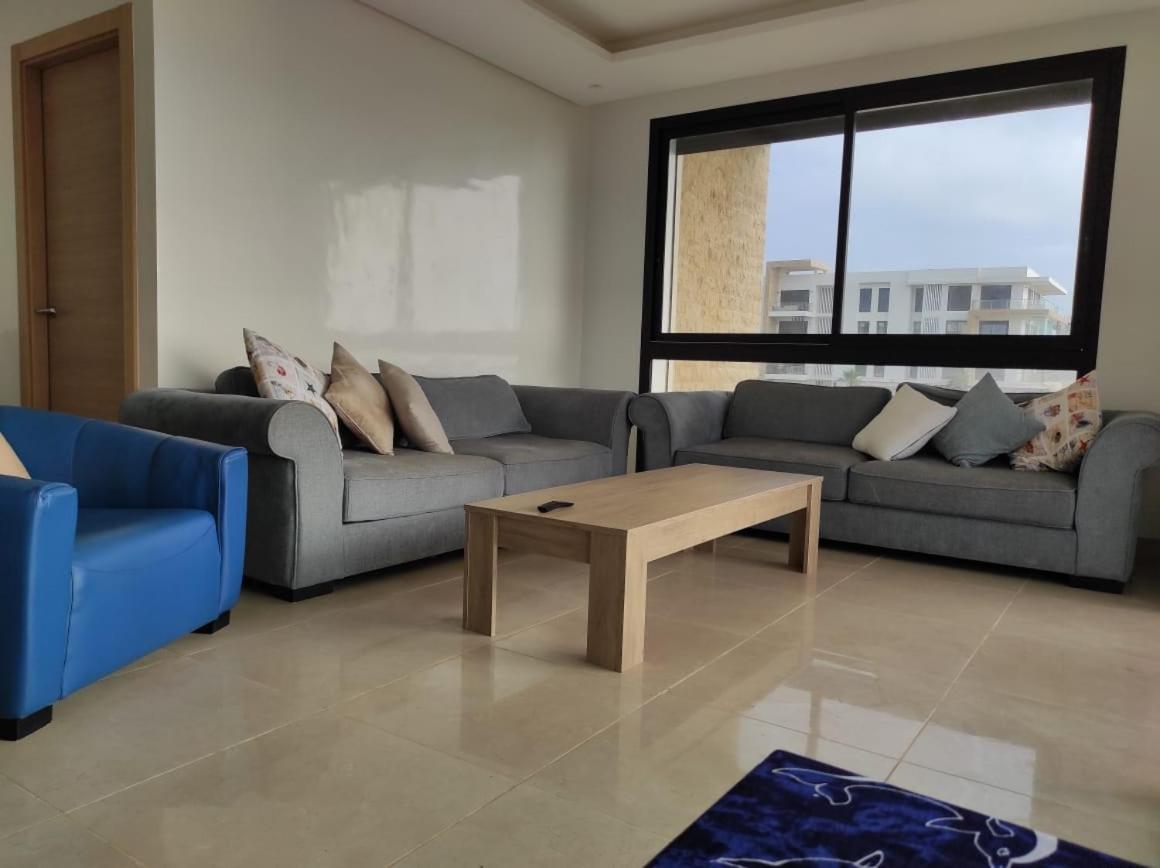 Bel appartement à plage des Nation view 5