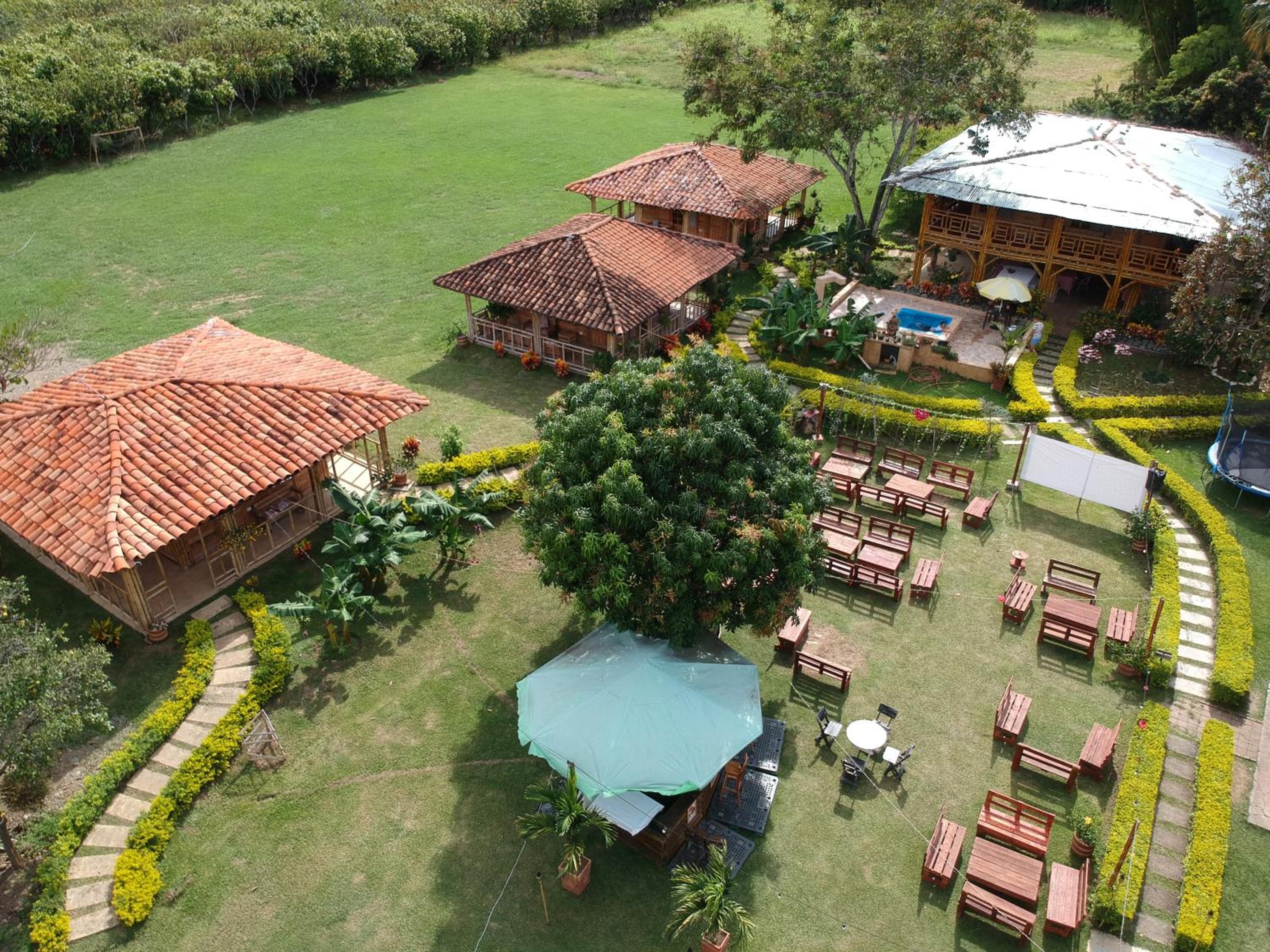 Hotel Campestre Campos Verdes