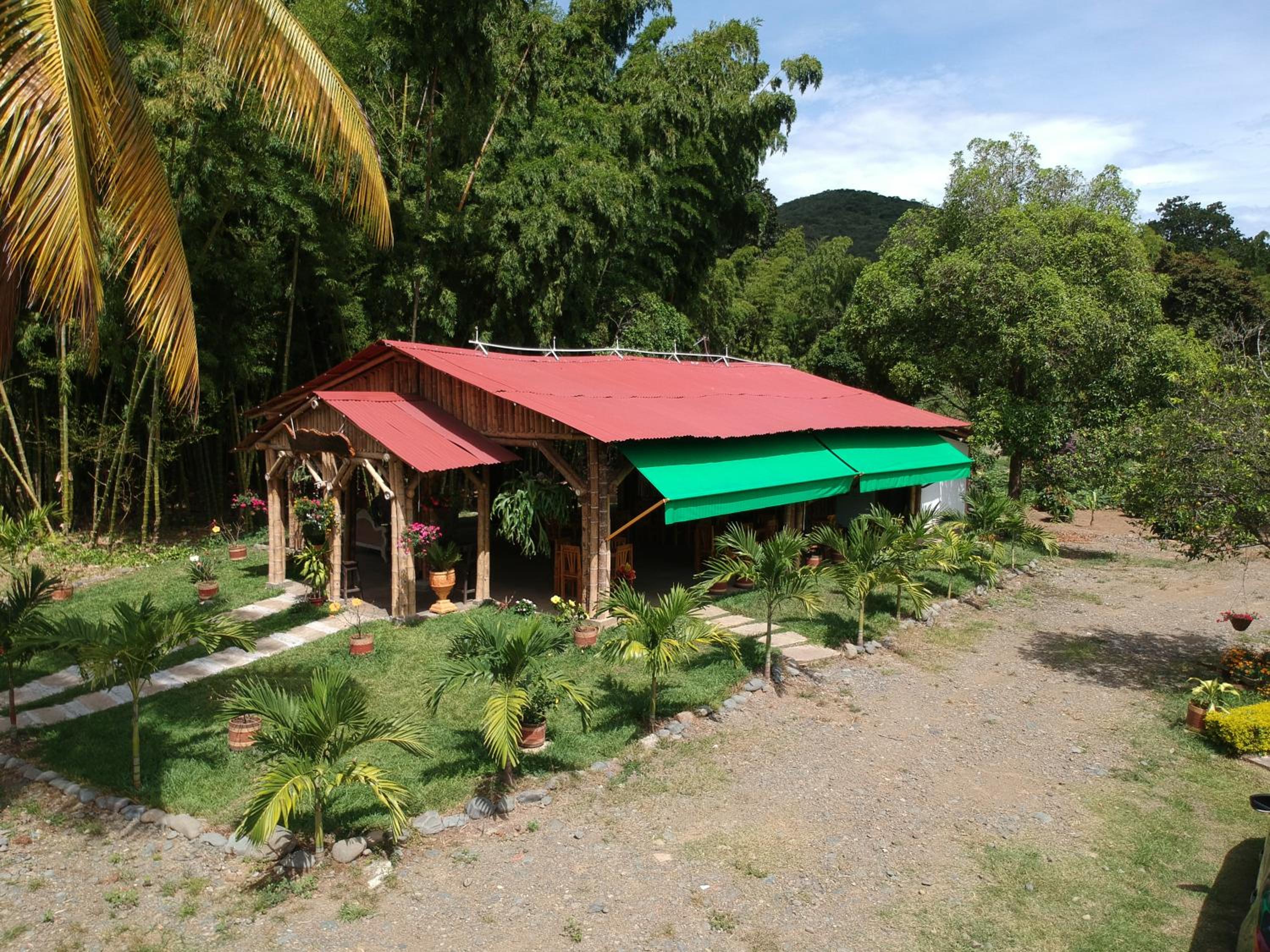 Hotel Campestre Campos Verdes