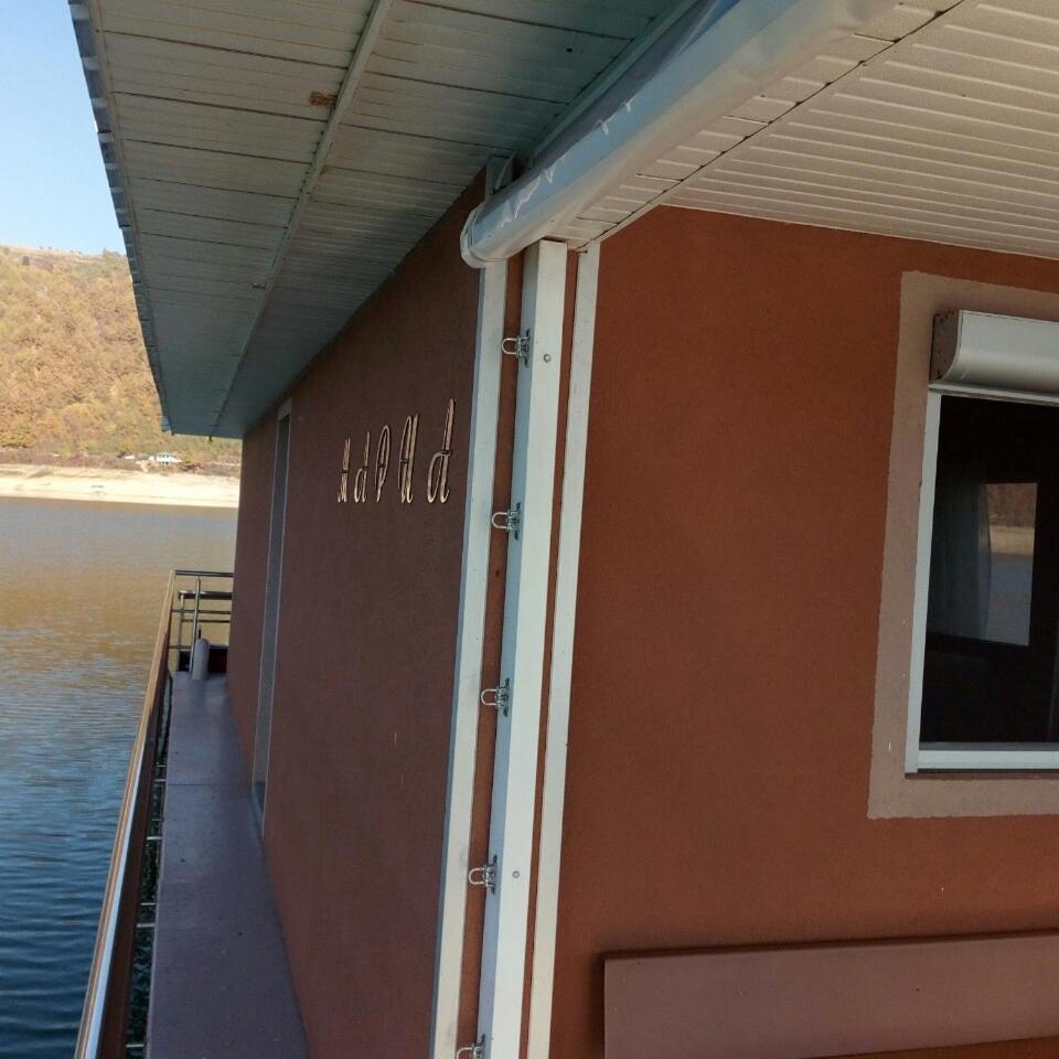 Splav Maria-Zlatarsko jezero view 2