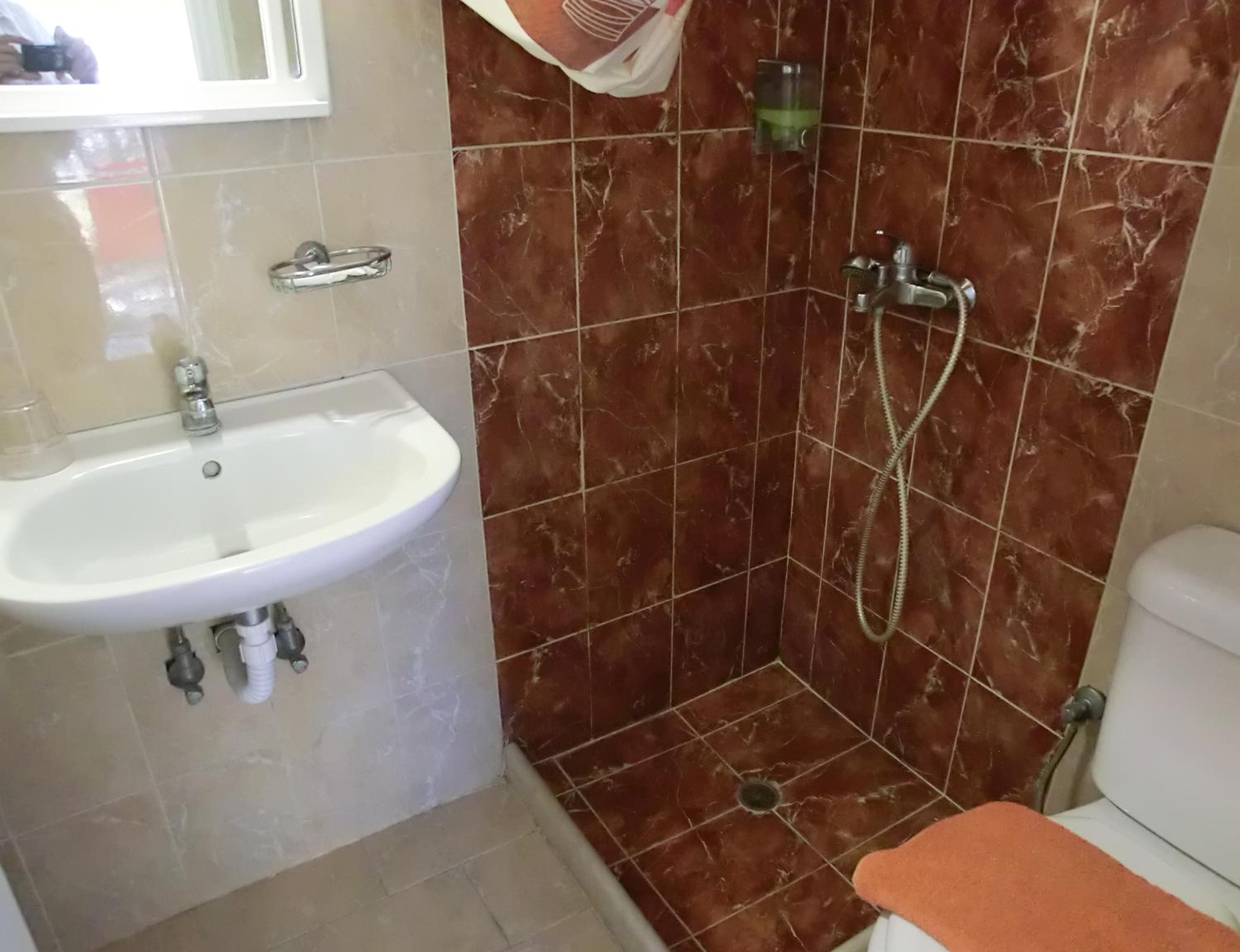 Santorini Camping & Hostel