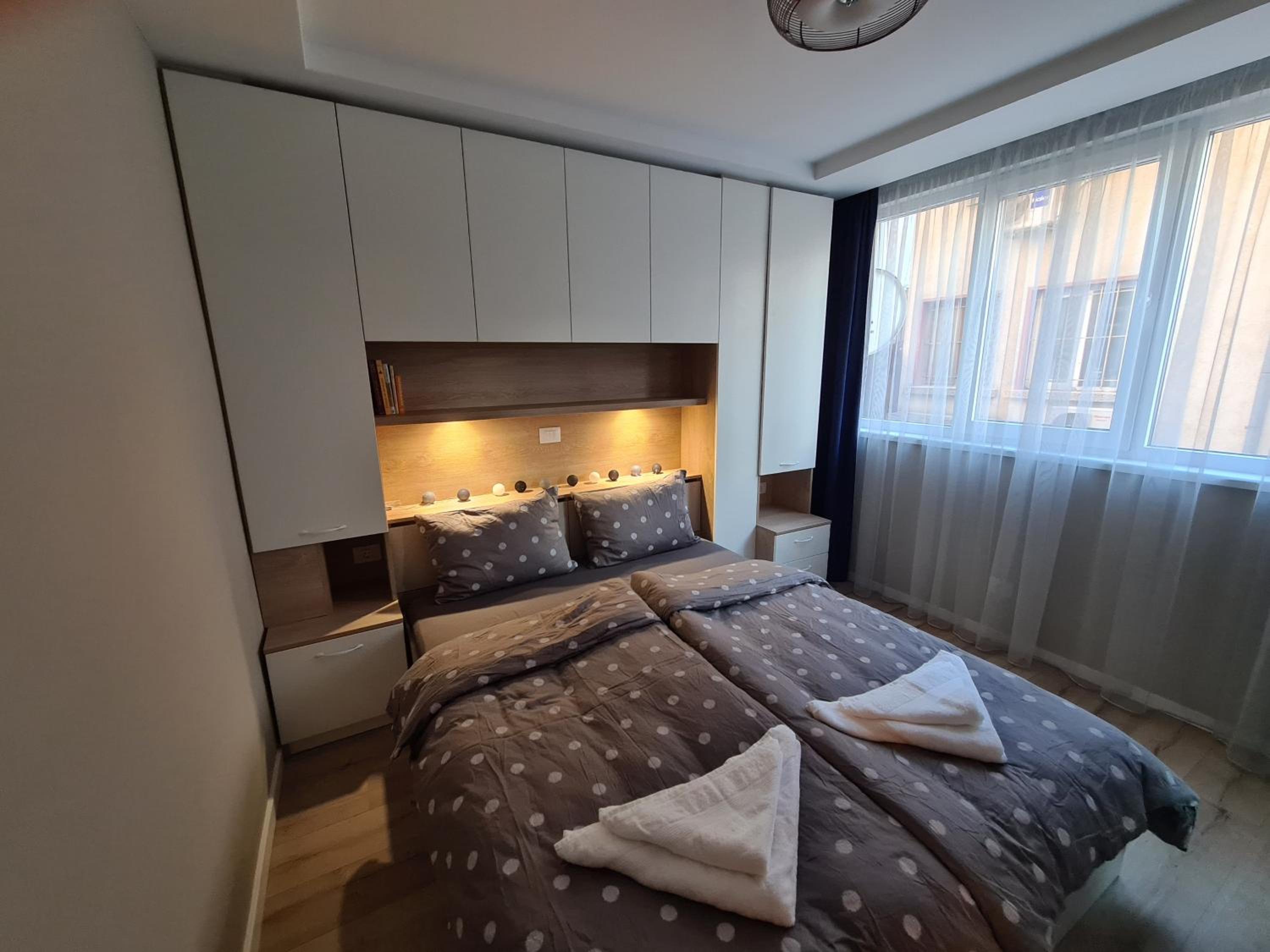 Modern and cozy flat in the city center view 5