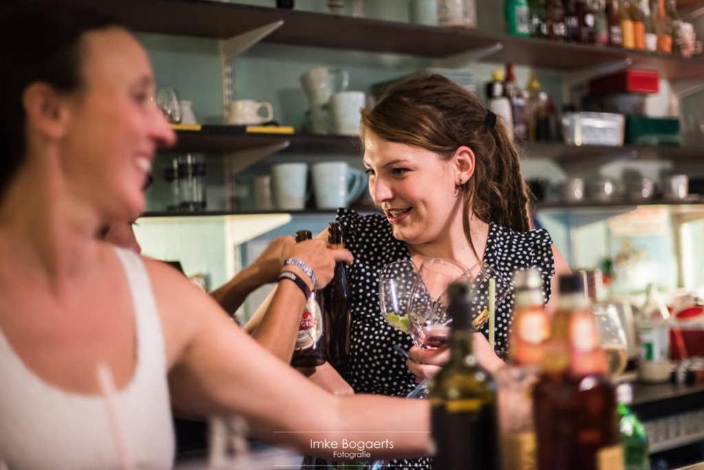 Vakantiewoning in Mol centrum met eigen bar 