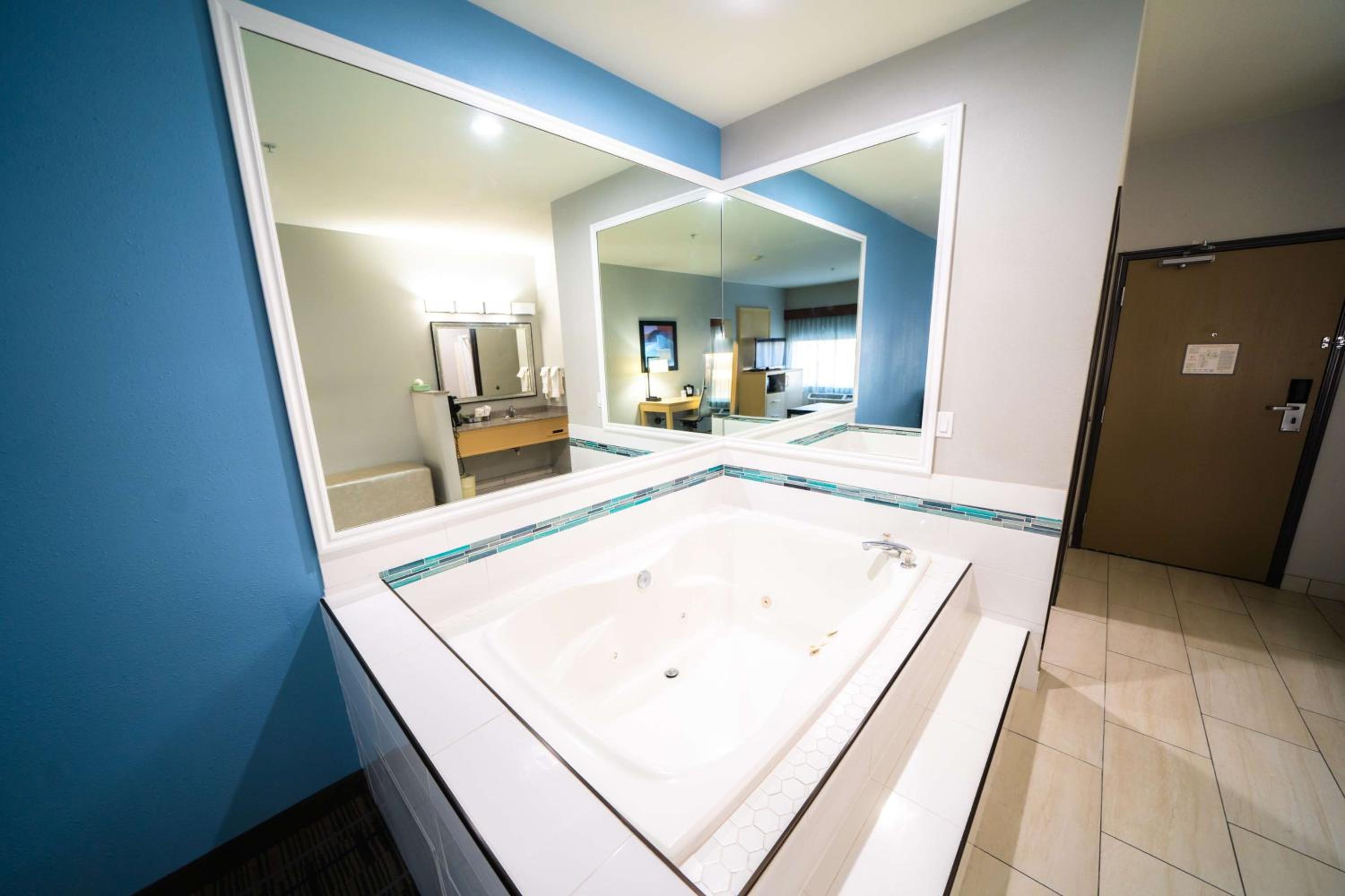 Best Western Brigham City Inn Suites - Property Image 18
