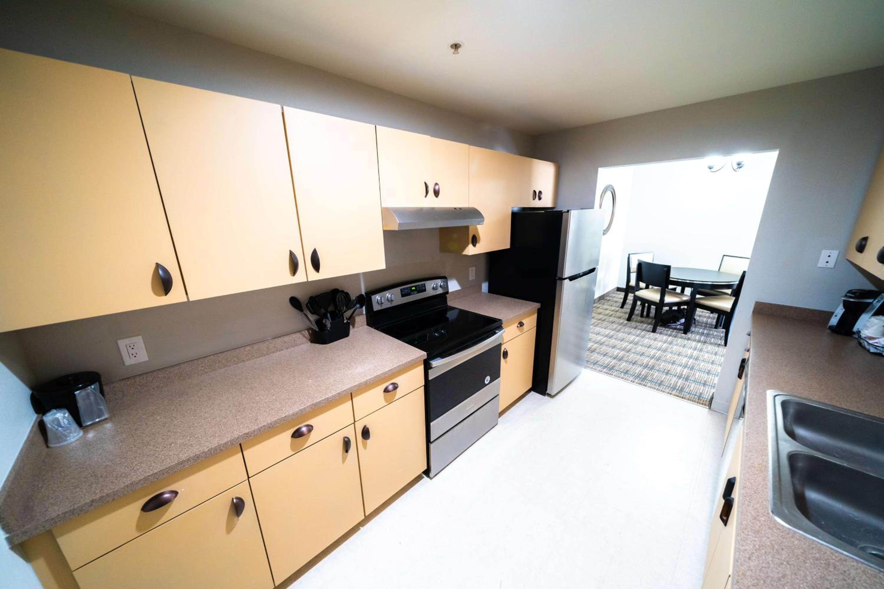 Best Western Brigham City Inn  Suites - Property Image 11