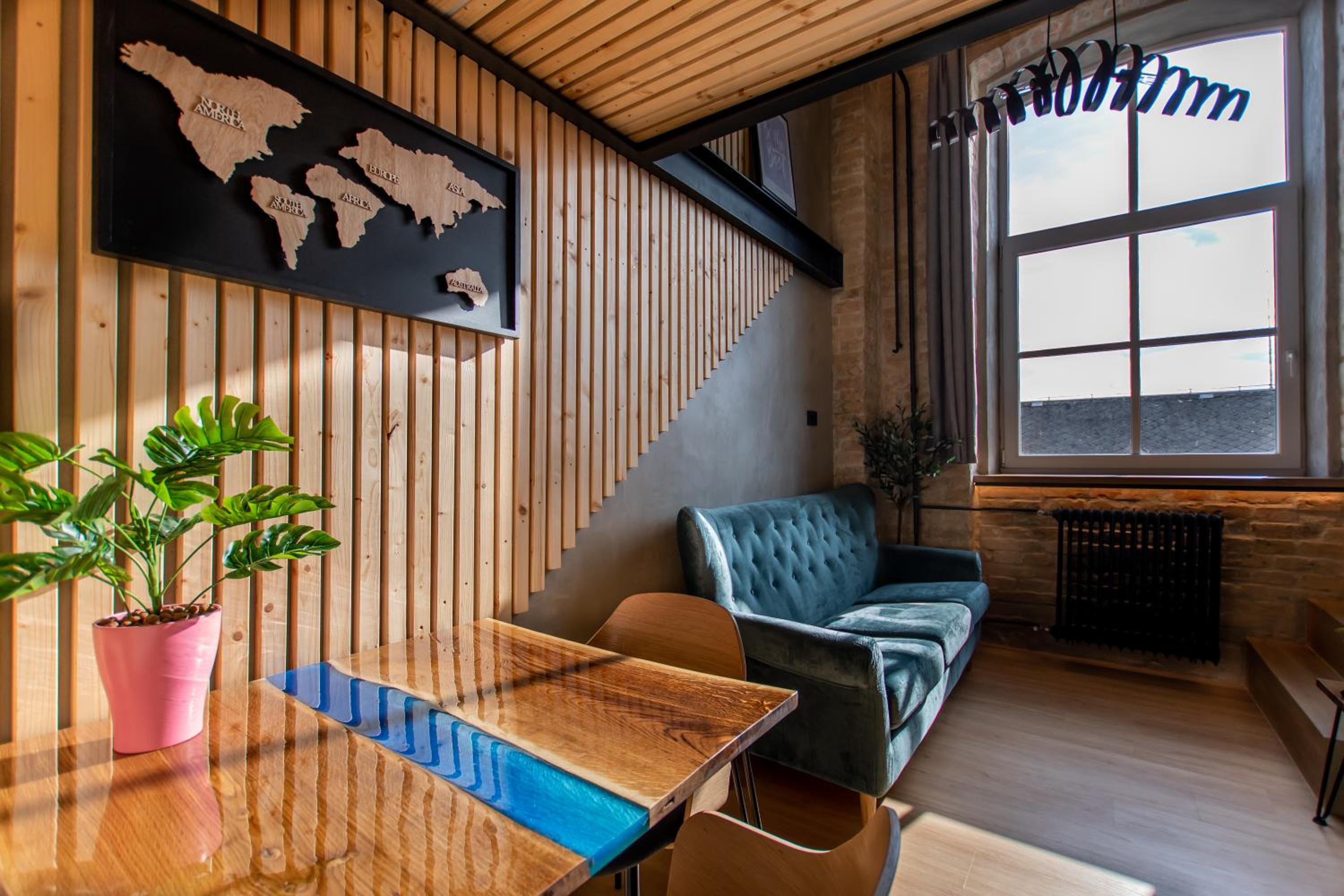 lounge