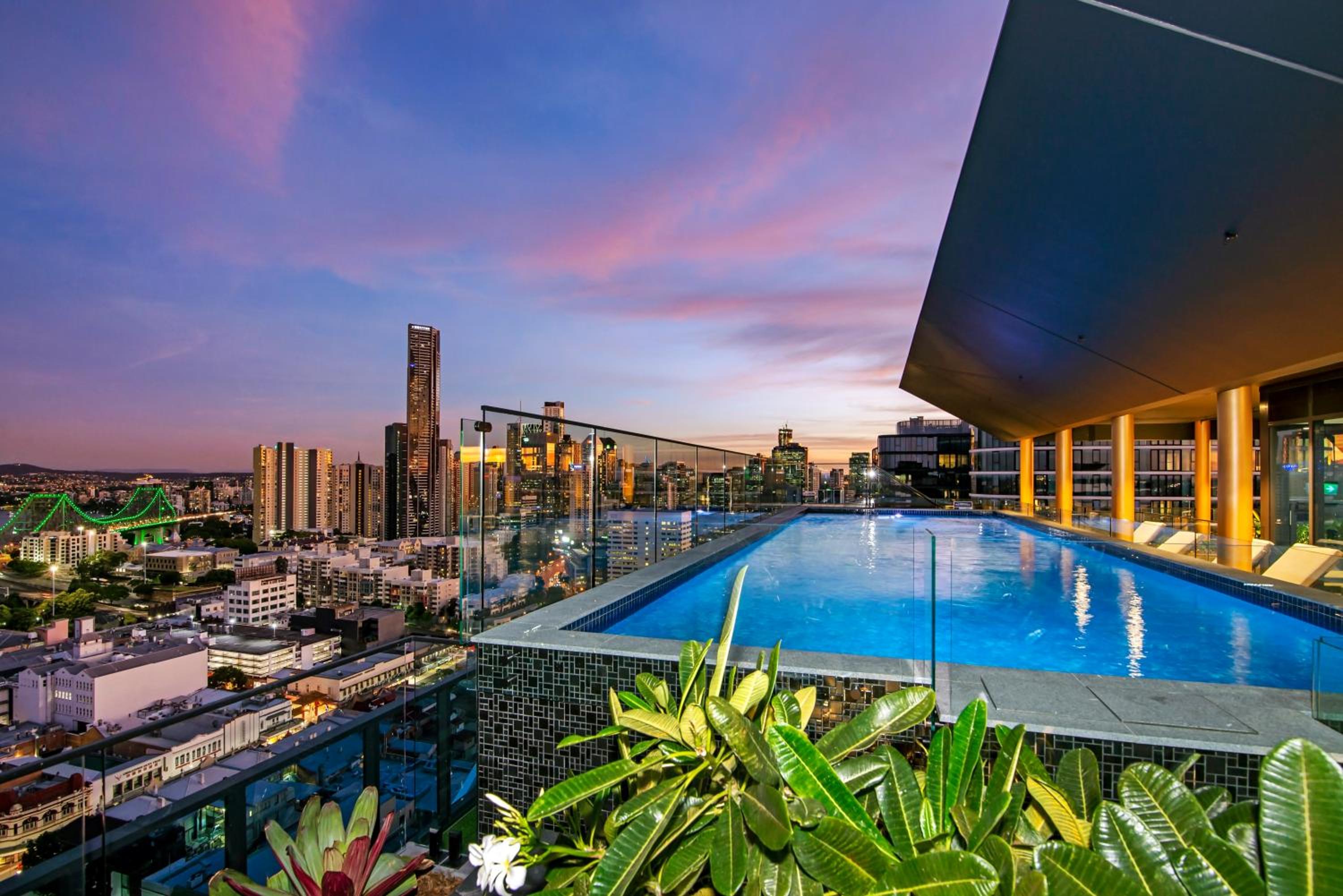 Fortitude Valley Apartments by CLLIX view 3