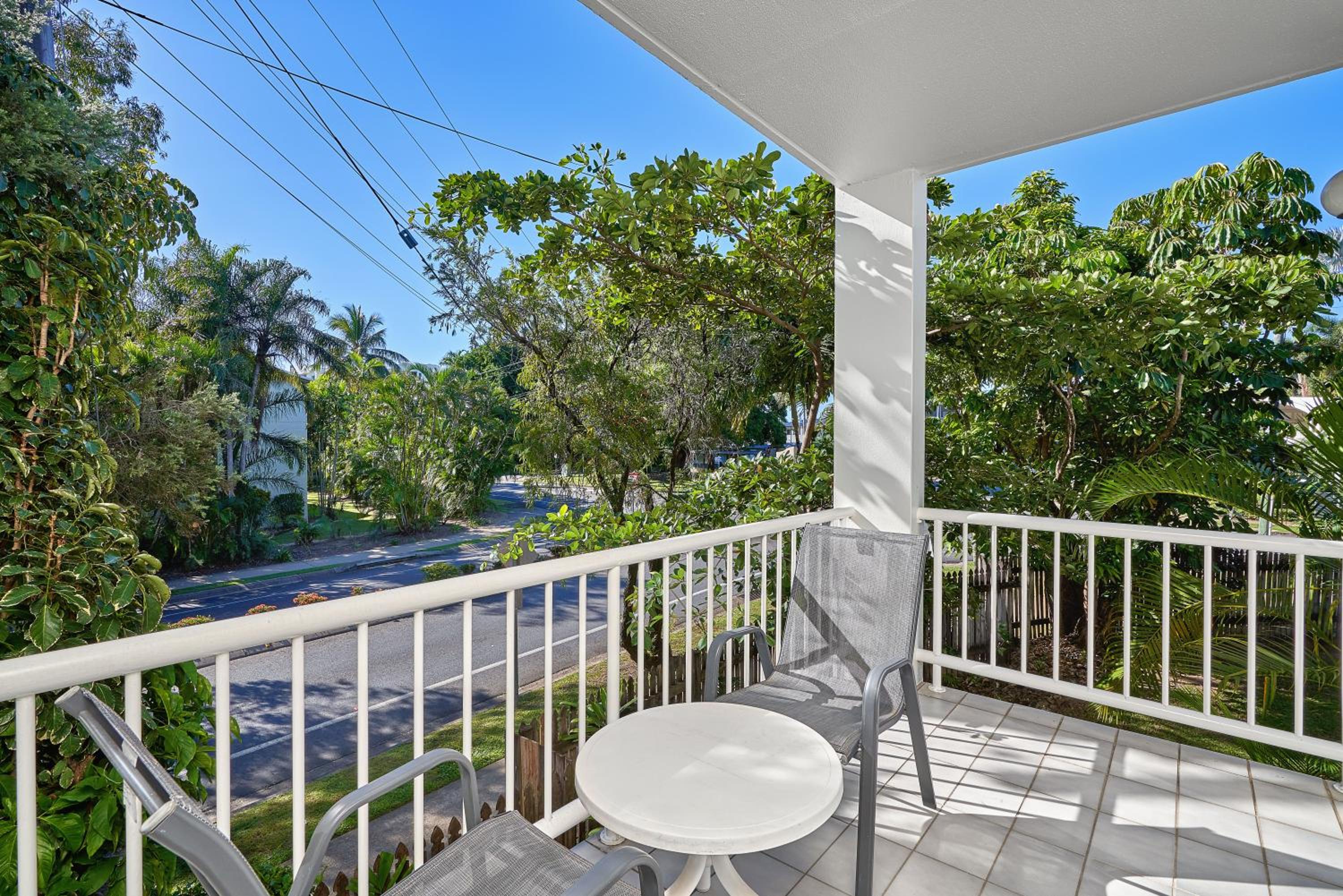 Trinity Beach Vacations - Cocos Holiday Apartments - Property Image 22