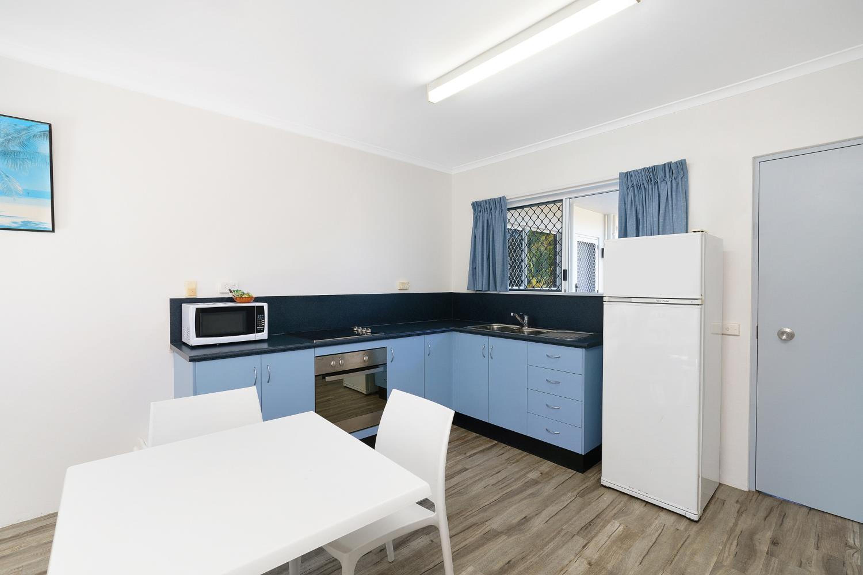 Trinity Beach Vacations - Cocos Holiday Apartments - Property Image 19