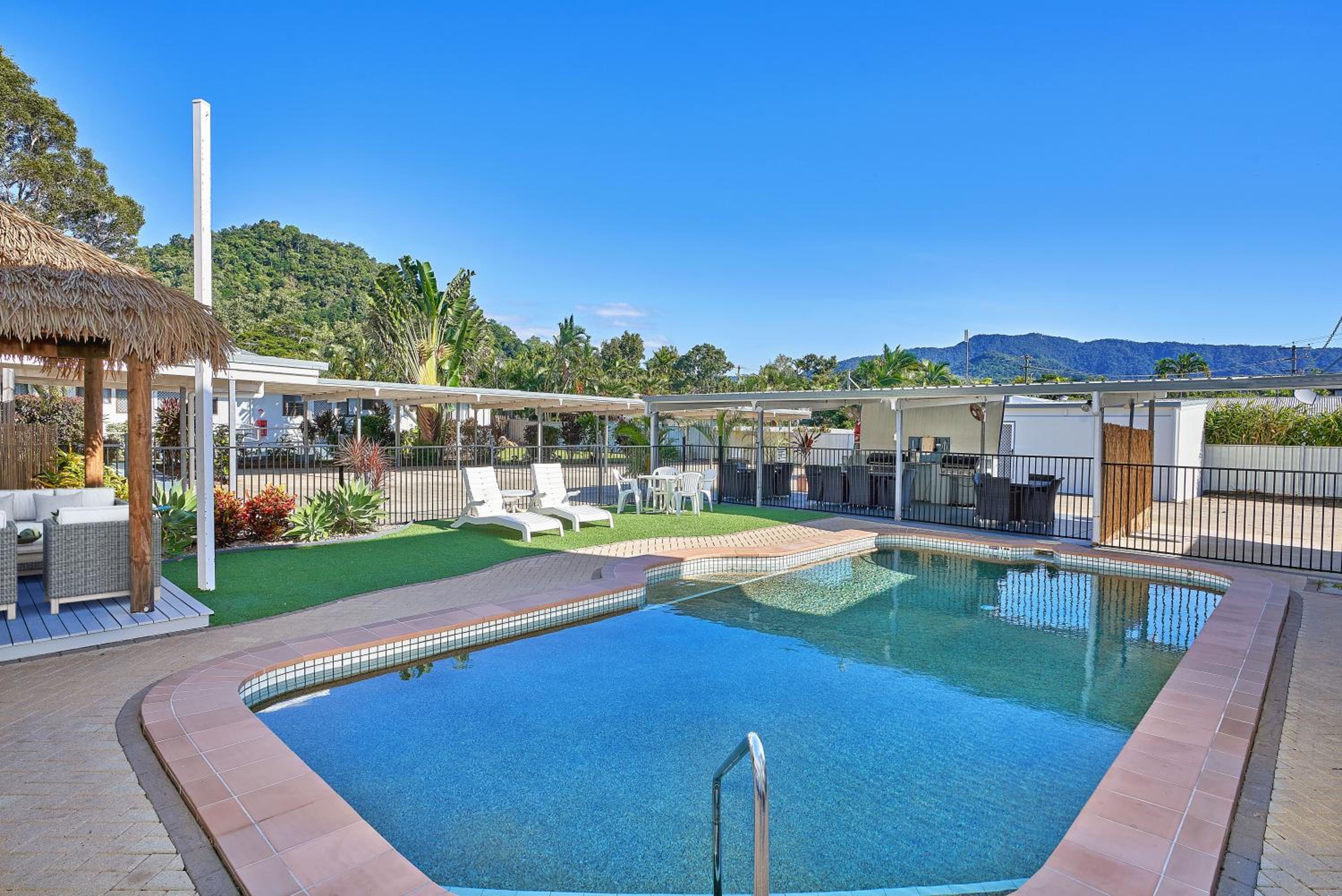 Trinity Beach Vacations - Cocos Holiday Apartments - Property Image 18