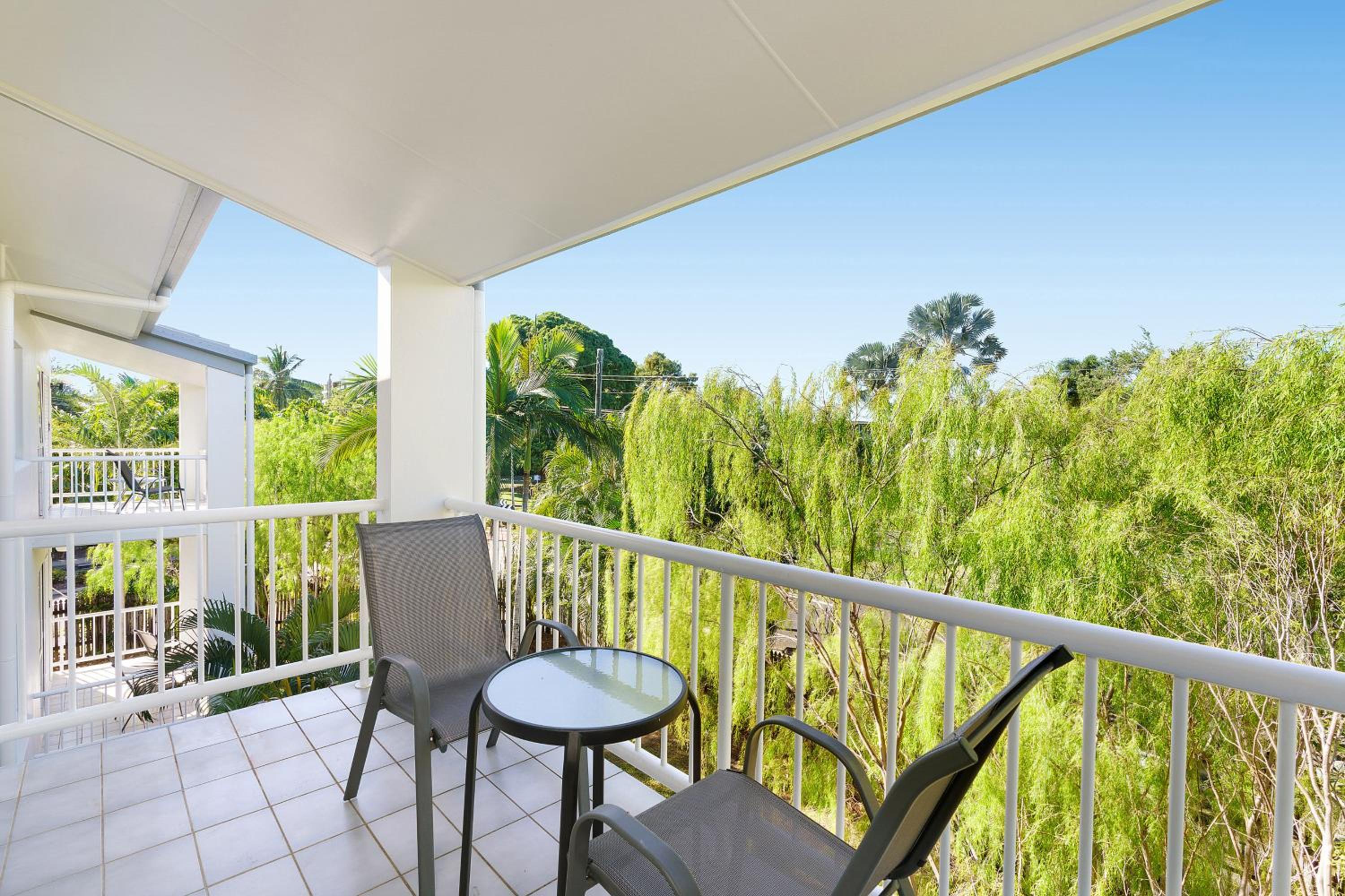 Trinity Beach Vacations - Cocos Holiday Apartments - Property Image 16