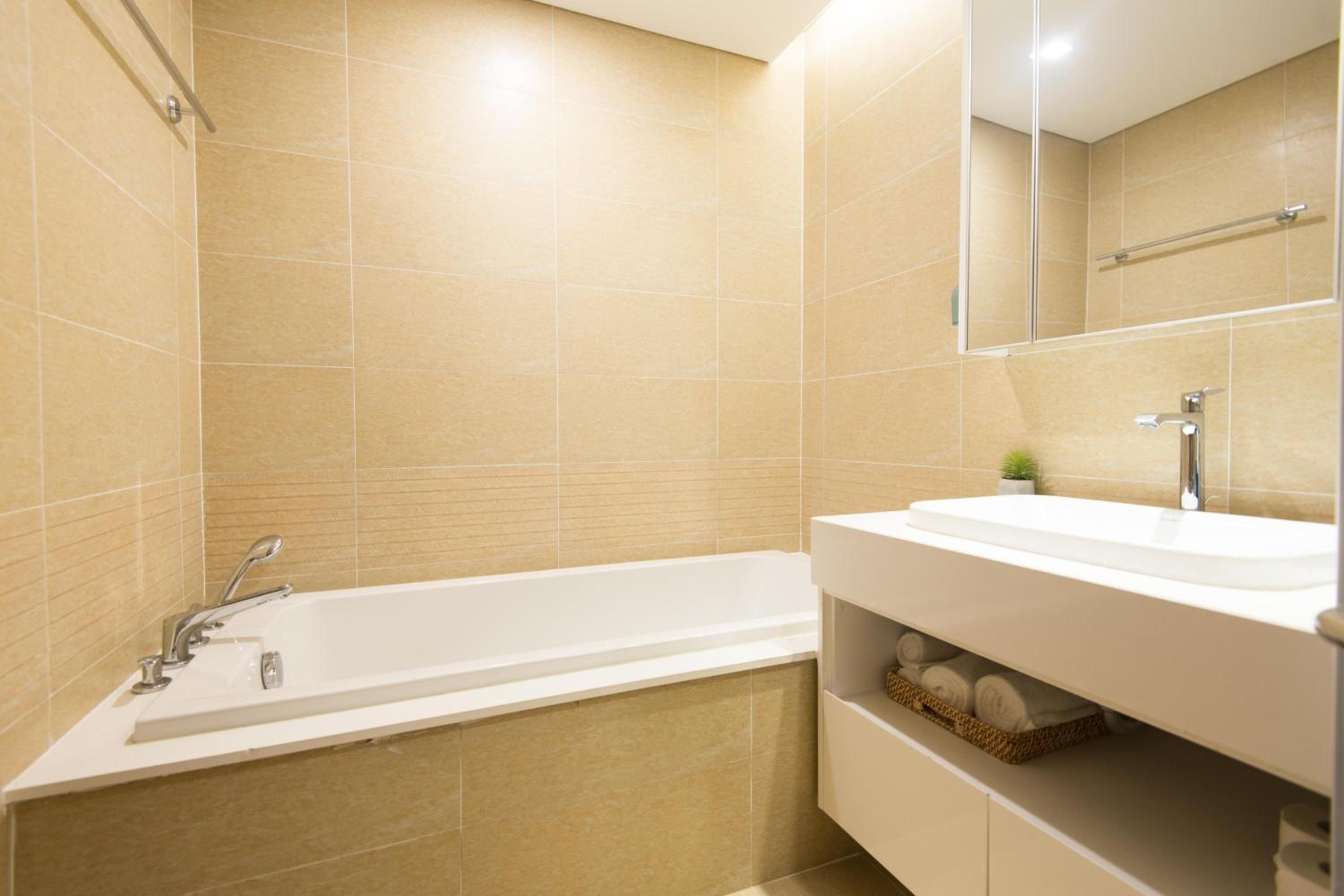 Premium Apartment Vinhomes Metropolis BaDinh