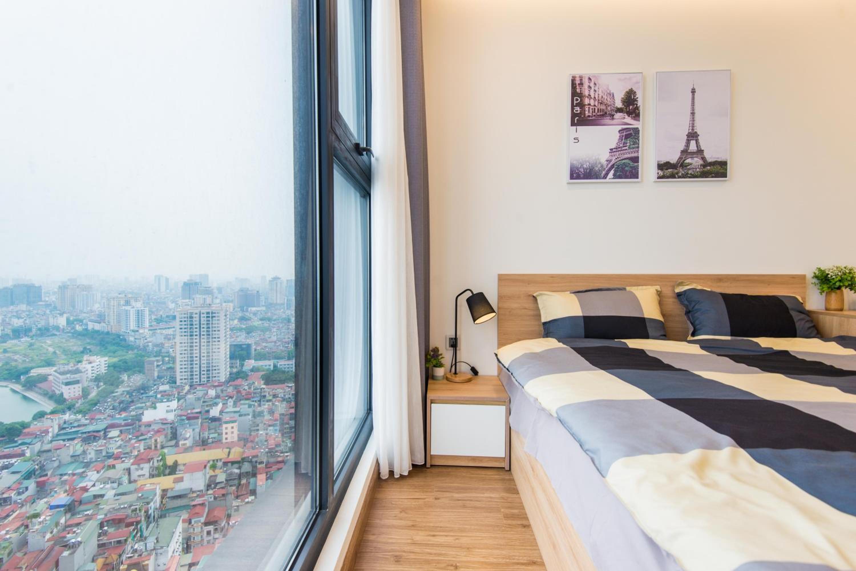 Premium Apartment Vinhomes Metropolis BaDinh