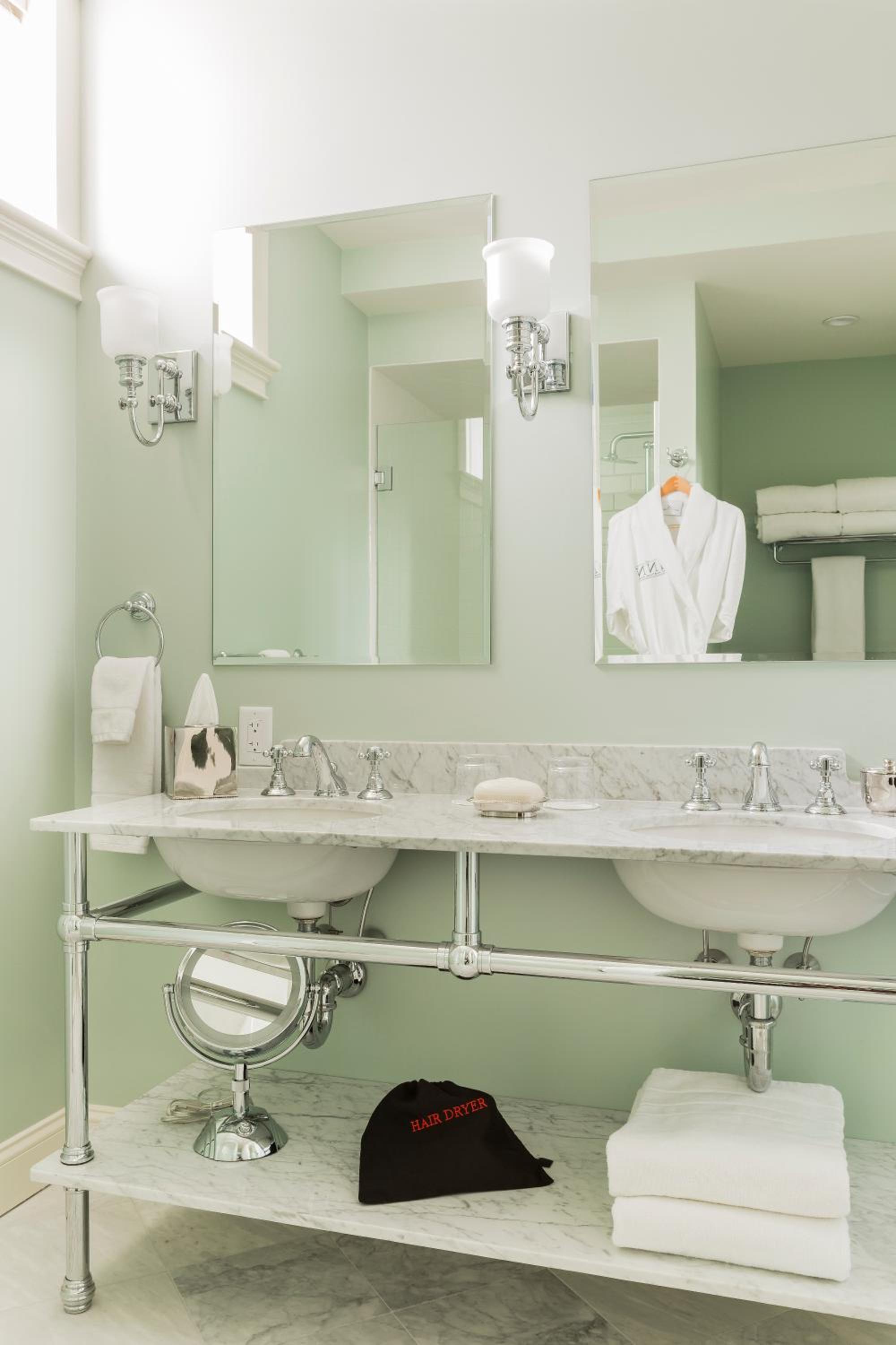 Lexington Vacations - The Inn at Hastings Park, Relais  Chateaux - Property Image 12