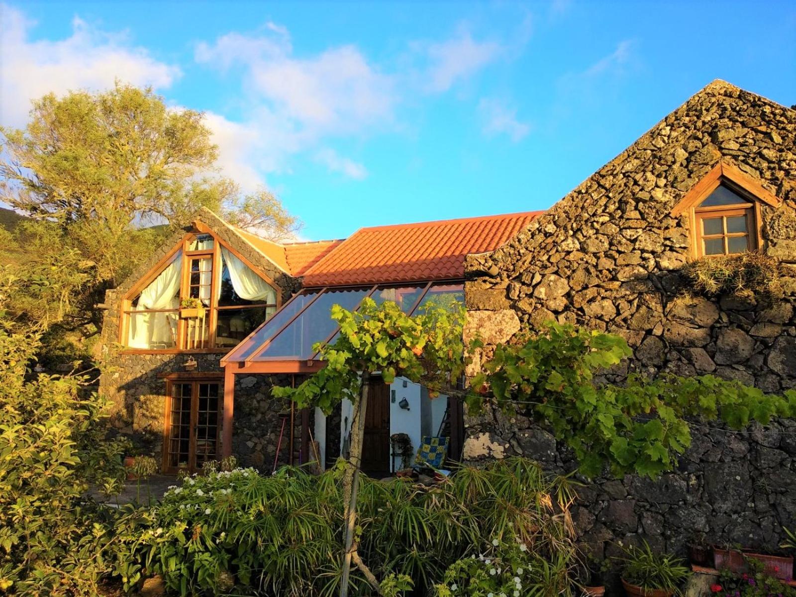 Casa Rural Casa & Monte view 2