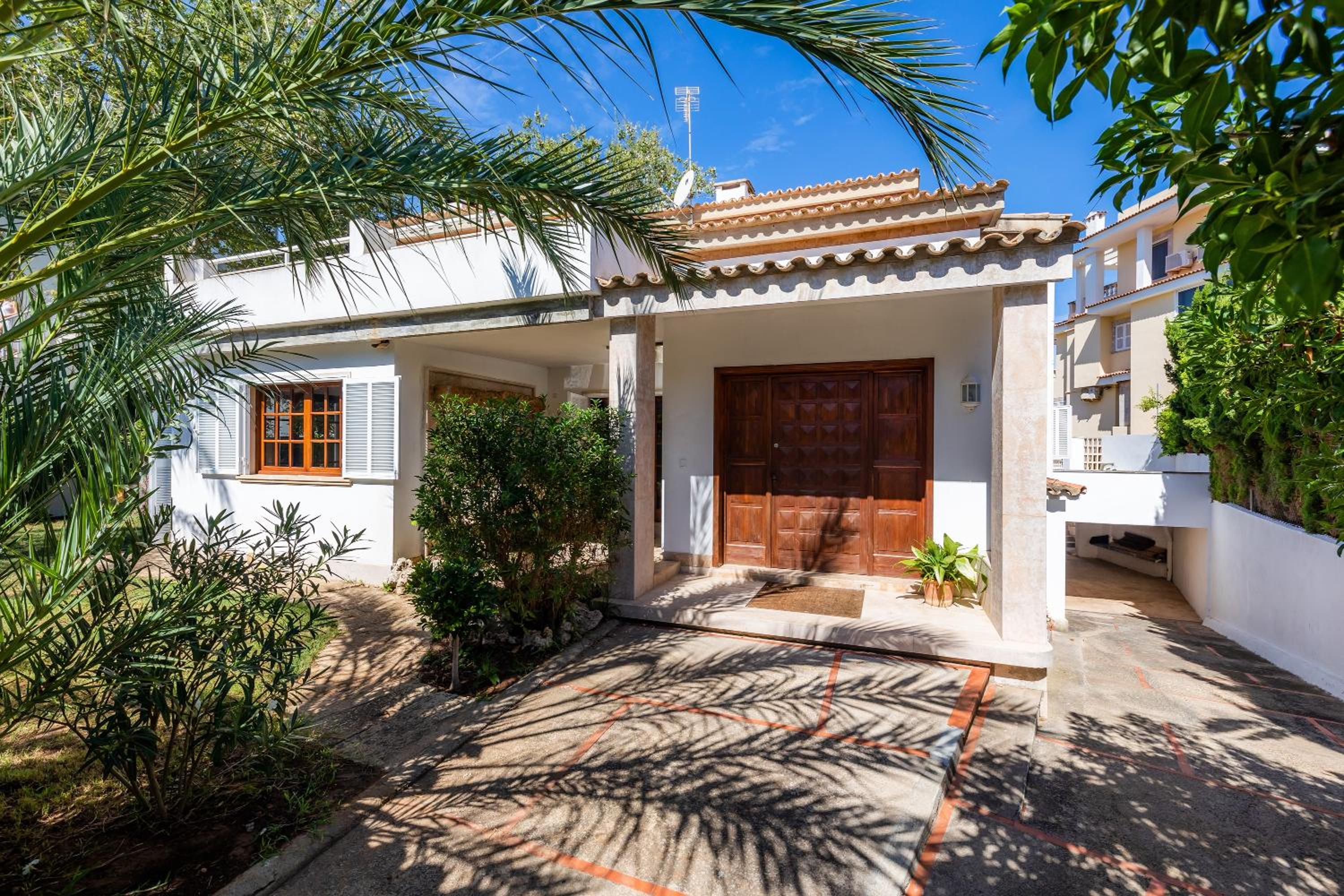 Villa Beach Palmitos view 4