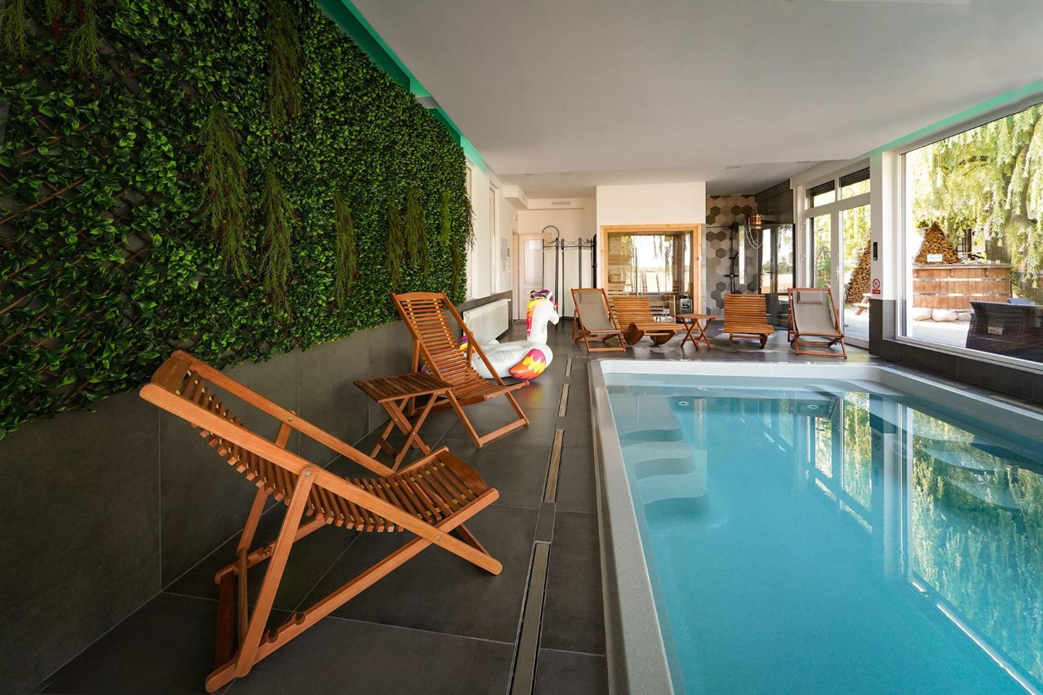 Grand House 47
