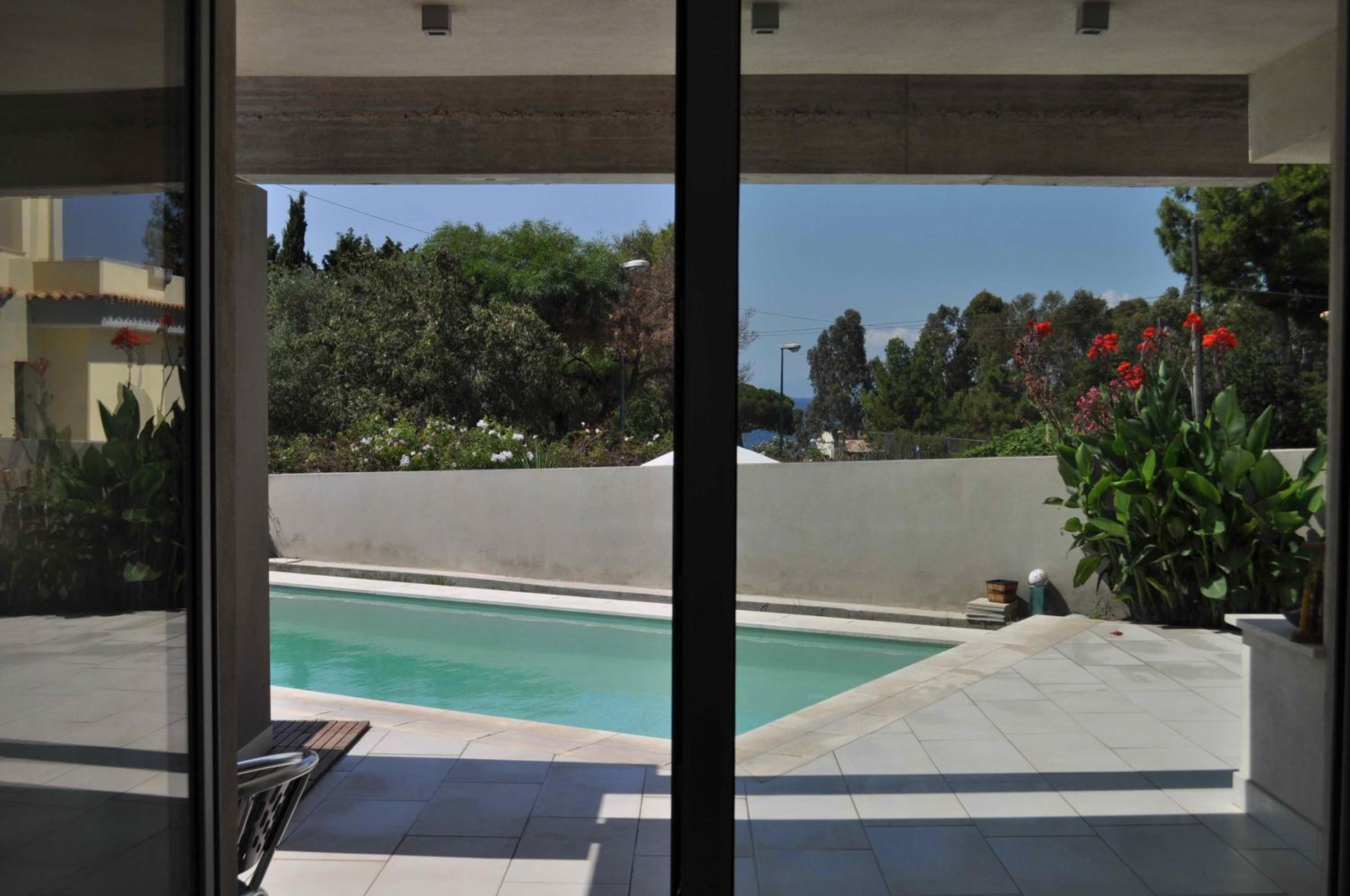 Art House Quartu - Margine Rosso