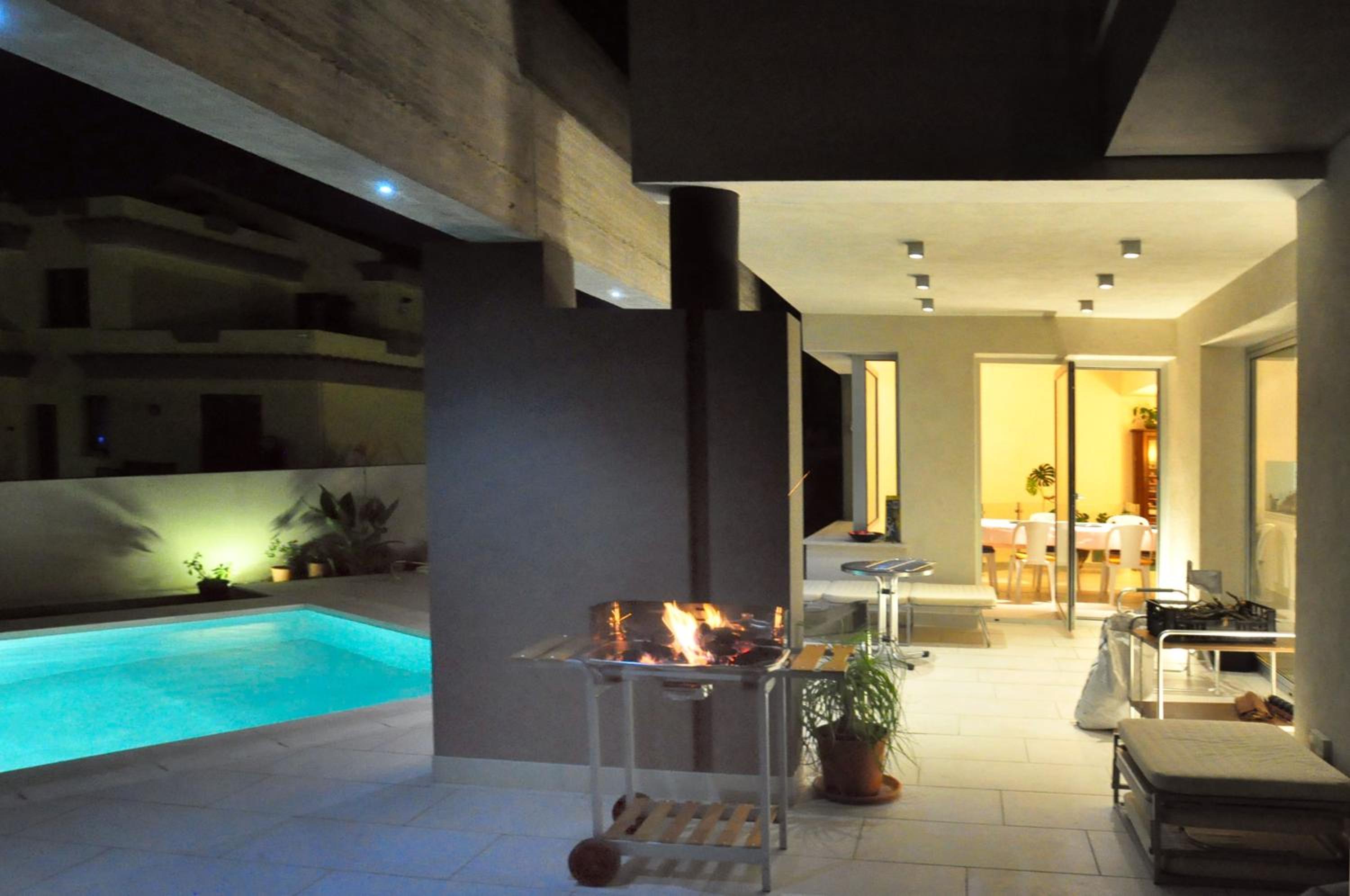 Art House Quartu - Margine Rosso