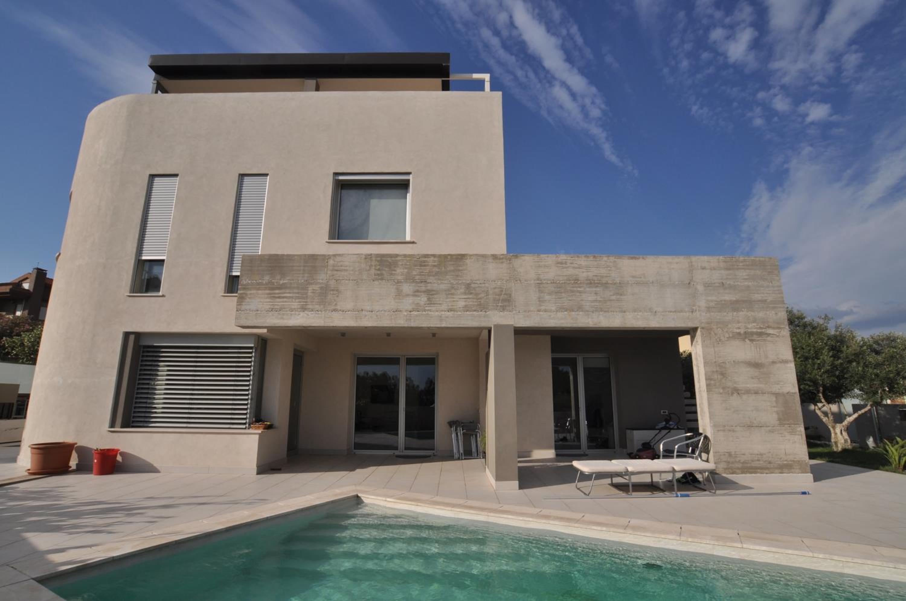Art House Quartu - Margine Rosso