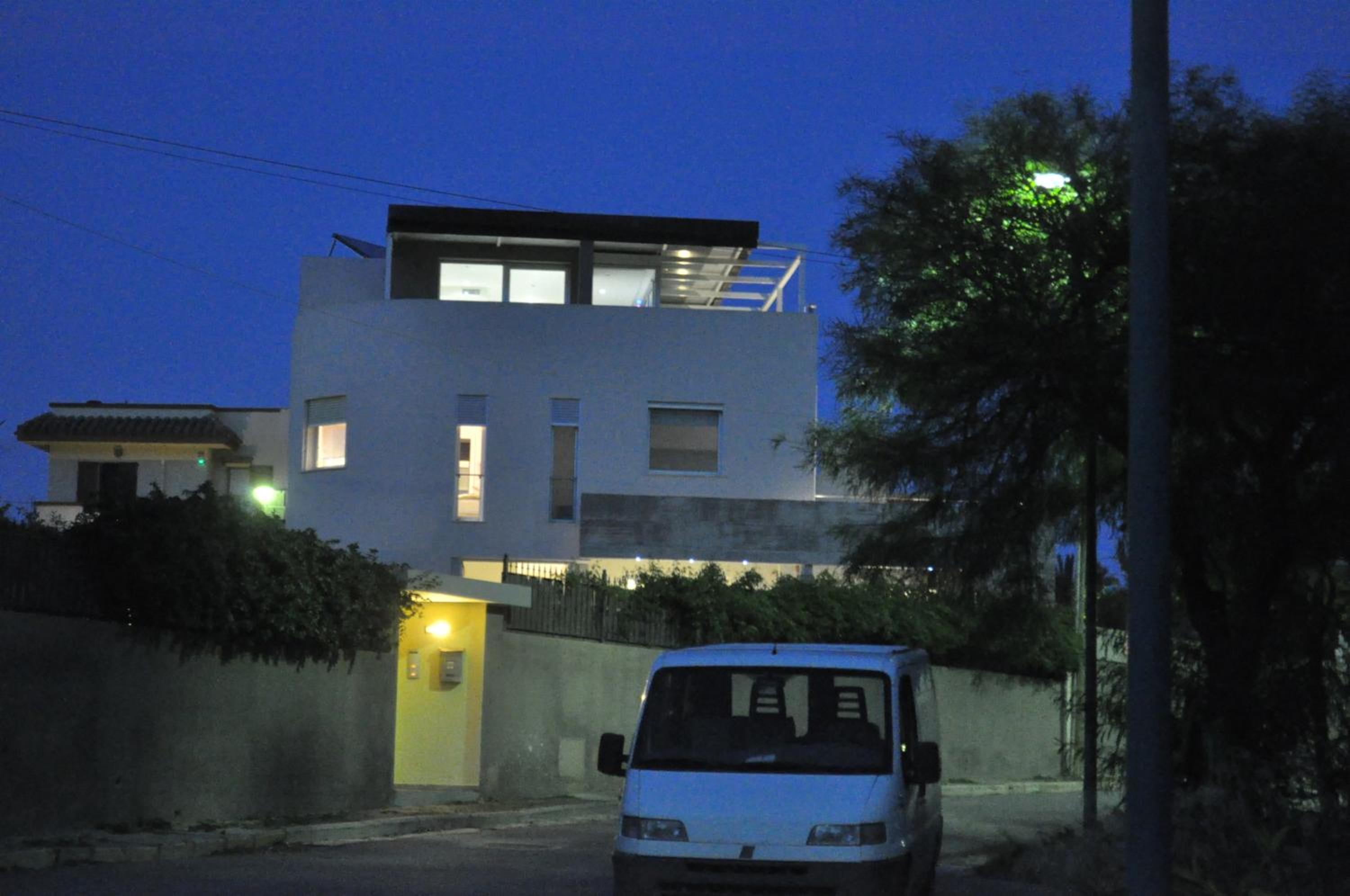 Art House Quartu - Margine Rosso