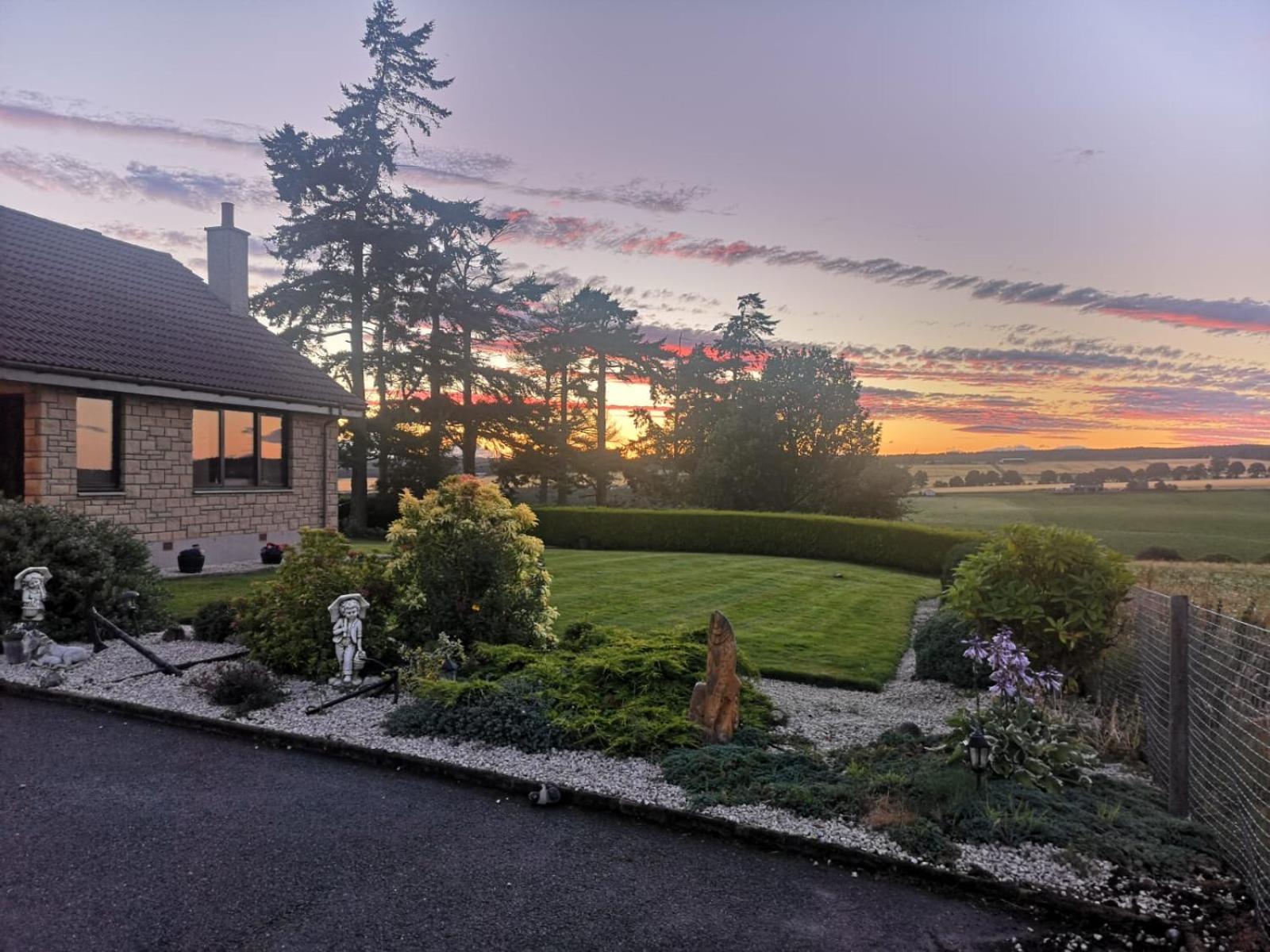 Hillhaven Bed &Breakfast view 2